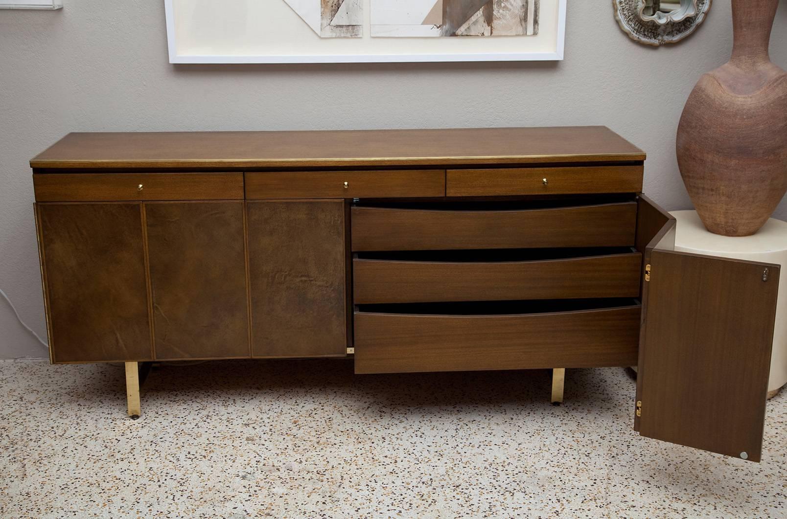 Fully Restored Irwin Collection Mahogany and Leather Credenza by Paul McCobb In Excellent Condition In North Miami, FL
