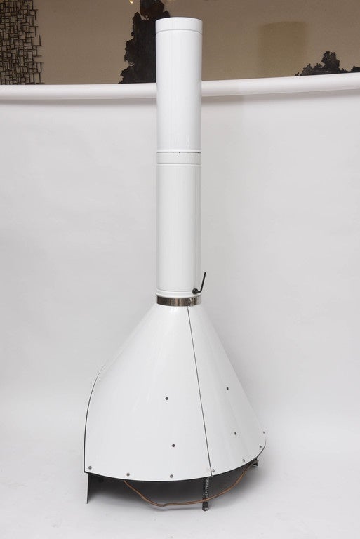 Mid-20th Century 1970s Free-Standing 