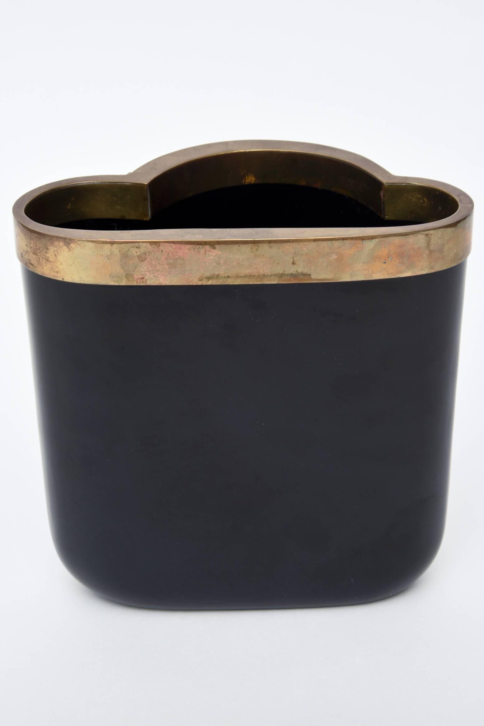 Mid-20th Century Antonio Pavia Murano Black Glass and Mixed Metals Sculptural Vase Vessel Italian