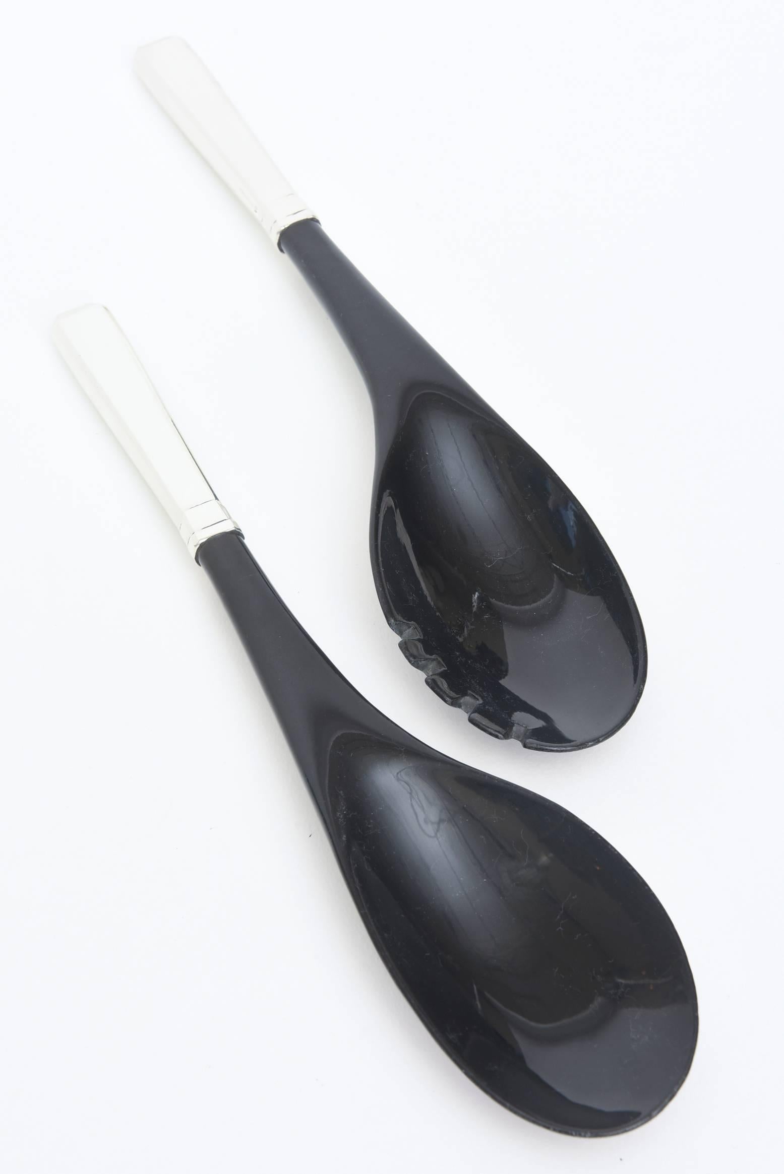Late 20th Century Pair of Horn and Sterling Silver Salad Servers /Serving Pieces