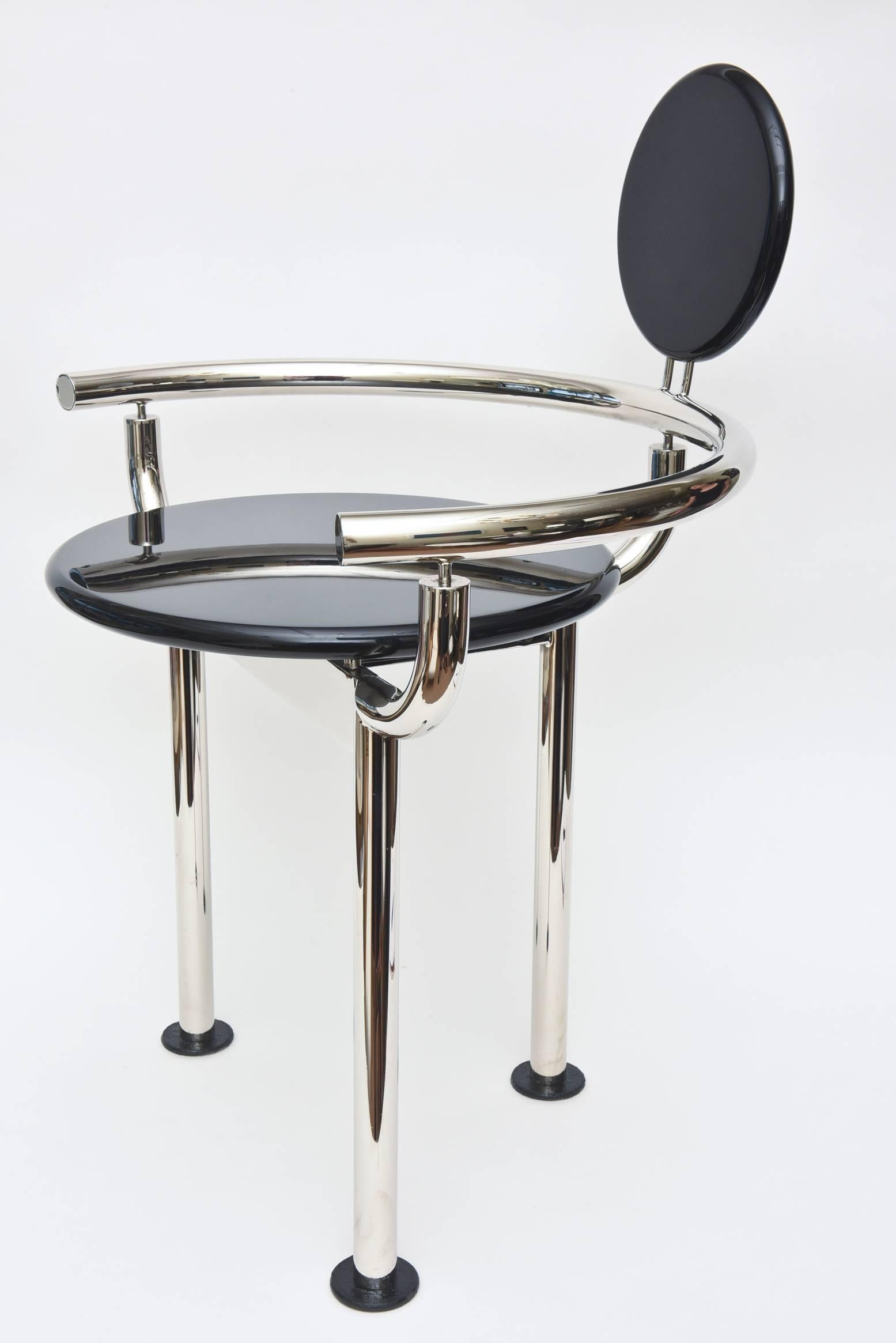 Memphis Style Sculptural Side/Vanity Chair 3