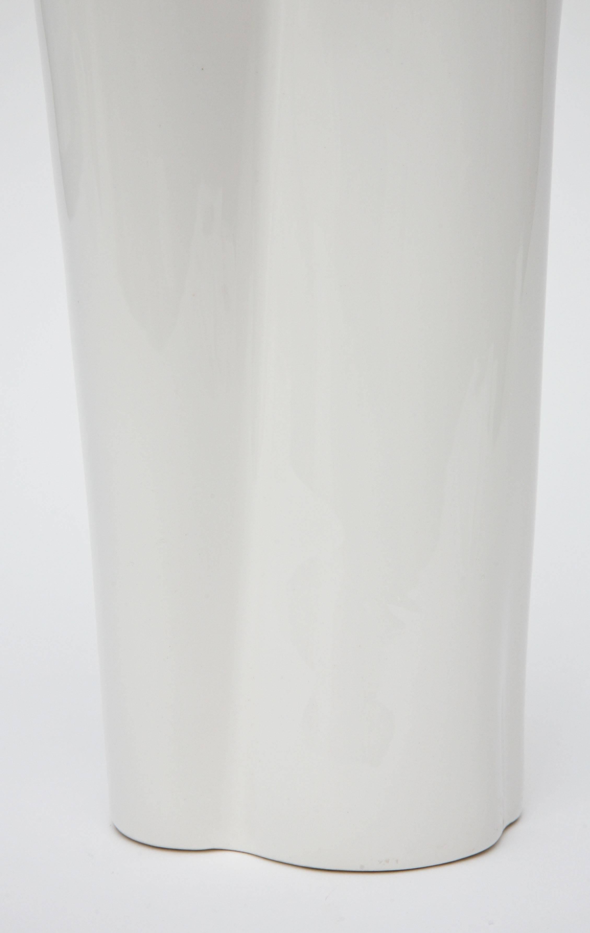 Porcellana Modernista d'epoca Rosenthal Netter Oggetto astratto in porcellana e scultura in vendita