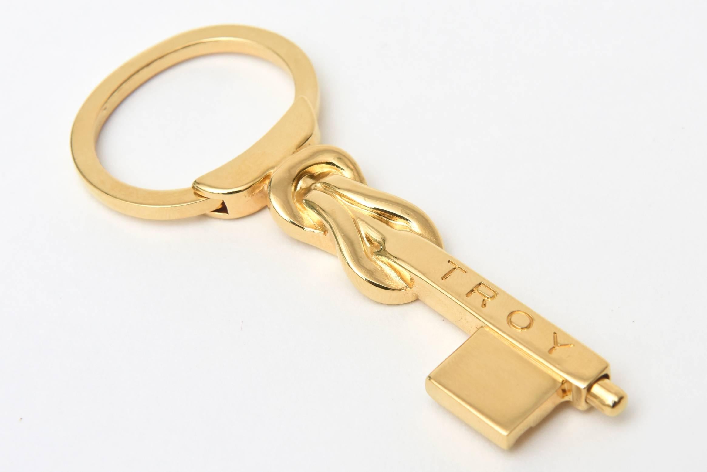 Signed Italian Gucci Gold-Plated Key Chain In Excellent Condition In North Miami, FL