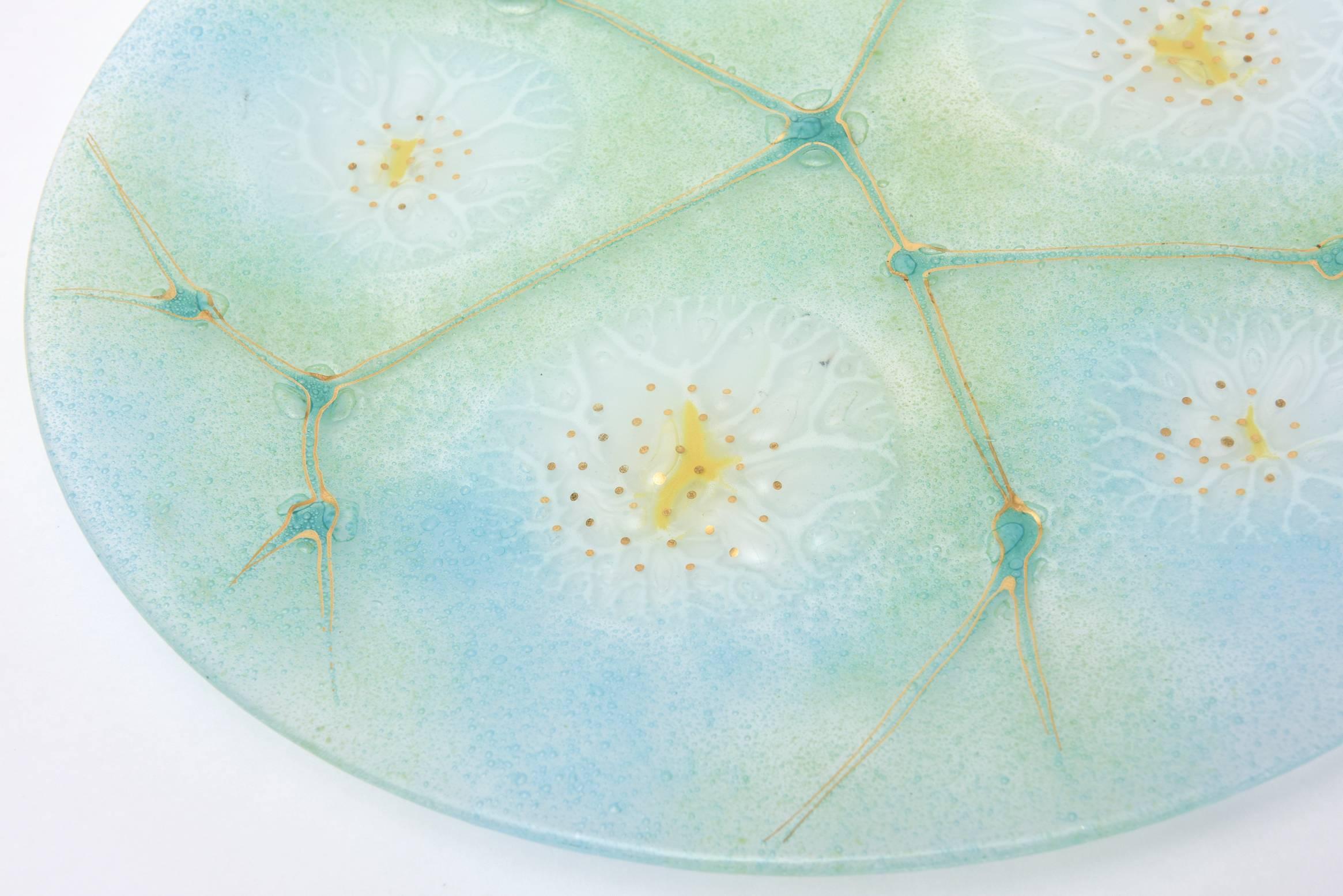 Américain Higgins Fused Glass Turquoise Gold, White, Green Platter or Charger Vintage en vente