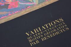 Ensemble de 20 assiettes Pouchoir Benedictus de style Art Déco français du portefeuille de variations