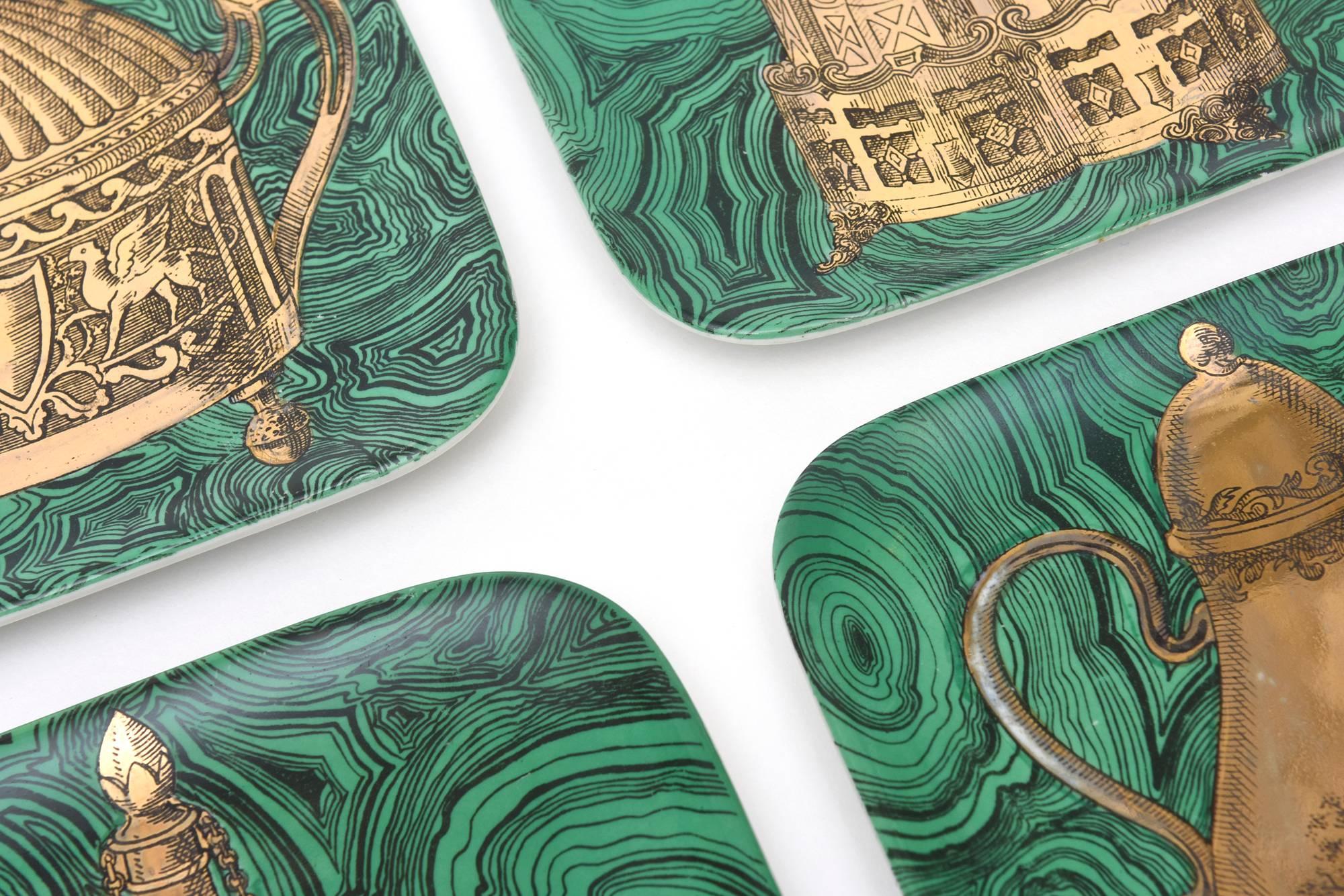 Romain classique Six assiettes italiennes Piero Fornasetti en porcelaine malachite & doré 