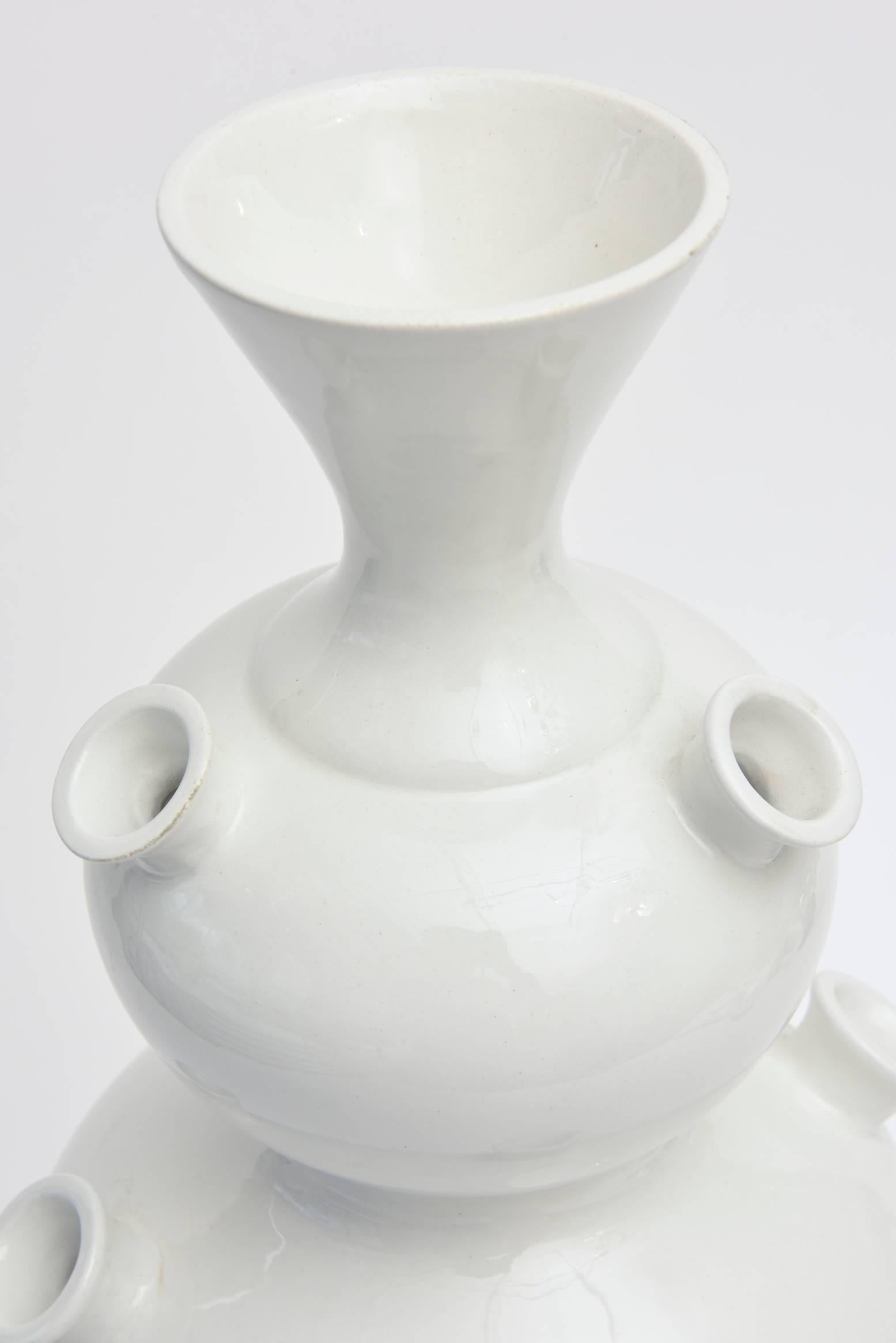 Sculptural Sensual Italian Ceramic Vessel, Vase or Object In Excellent Condition In North Miami, FL