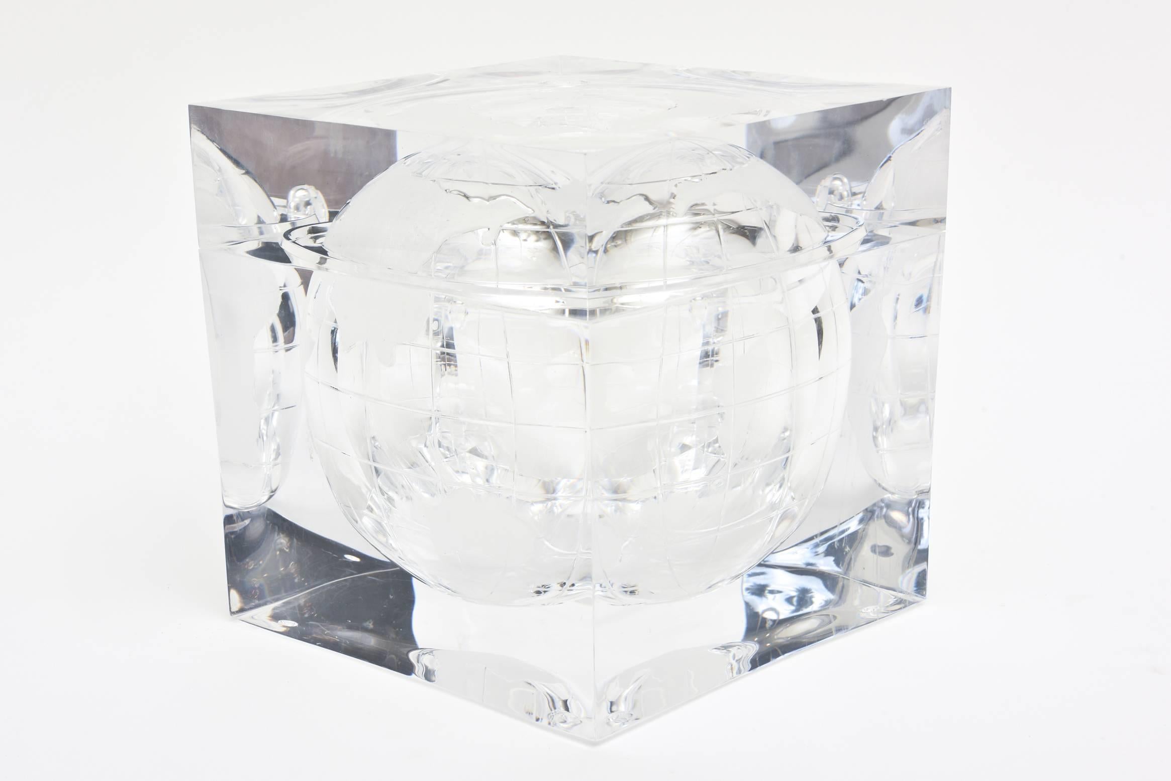 Late 20th Century Italian Alessandro Albrizzi Square Etched World Globe Ice Bucket / SAT. SALE
