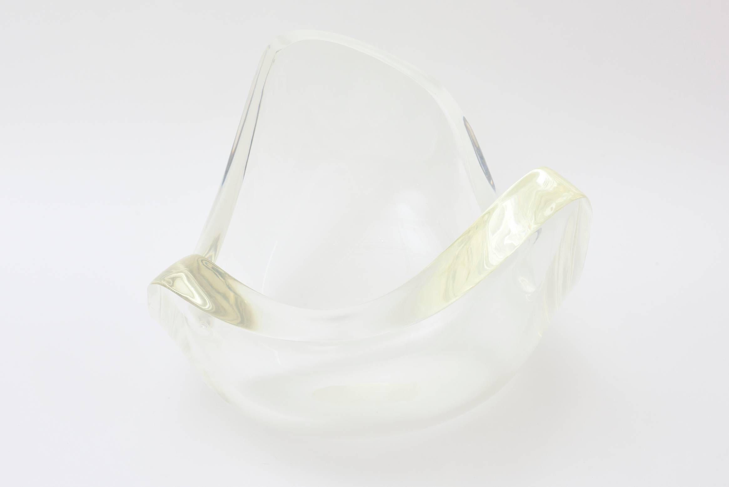 Monumental Sculptural Lucite Vintage Organic Bowl or Centerpiece Bowl /SALE In Excellent Condition In North Miami, FL
