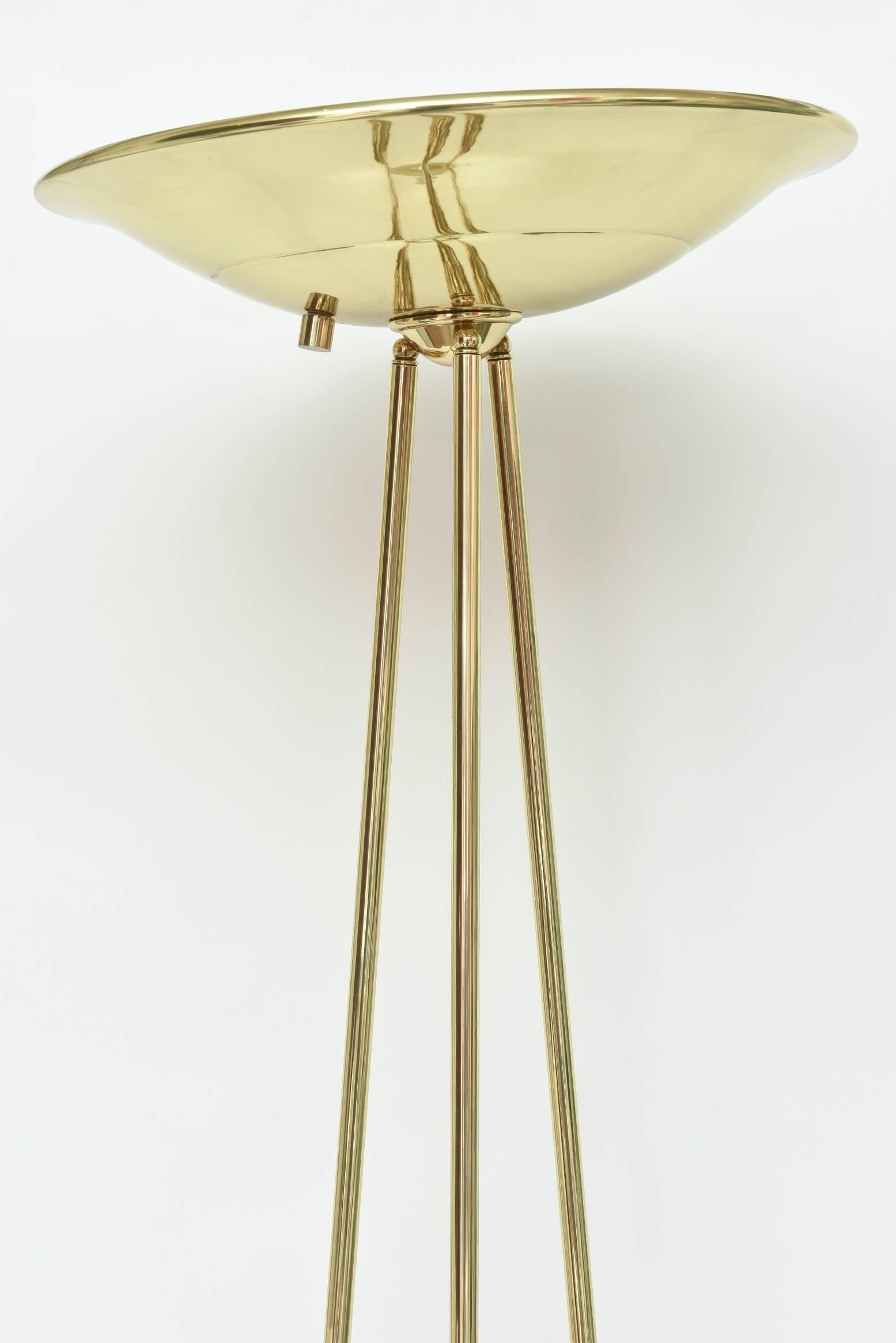 Modern Vintage Pair of Casella Brass Torcheres Floor Lamps