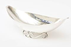 Hallmarked Sculptural Black, Starr and Gorham Sterling Silver Bowl/ Serving Bowl