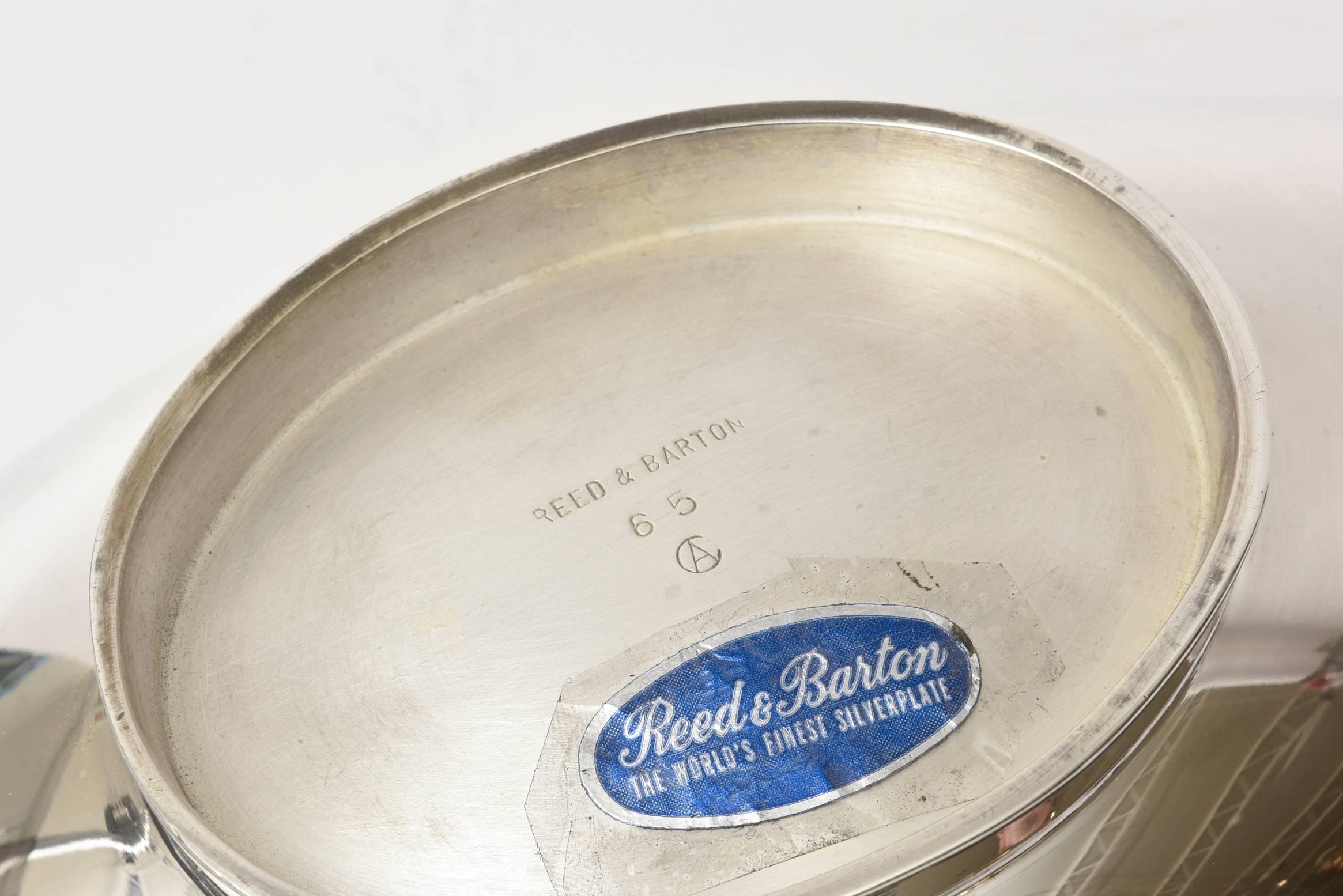 Reed and Barton Silver Plate Sculptural Bowl Vintage Barware In Good Condition For Sale In North Miami, FL