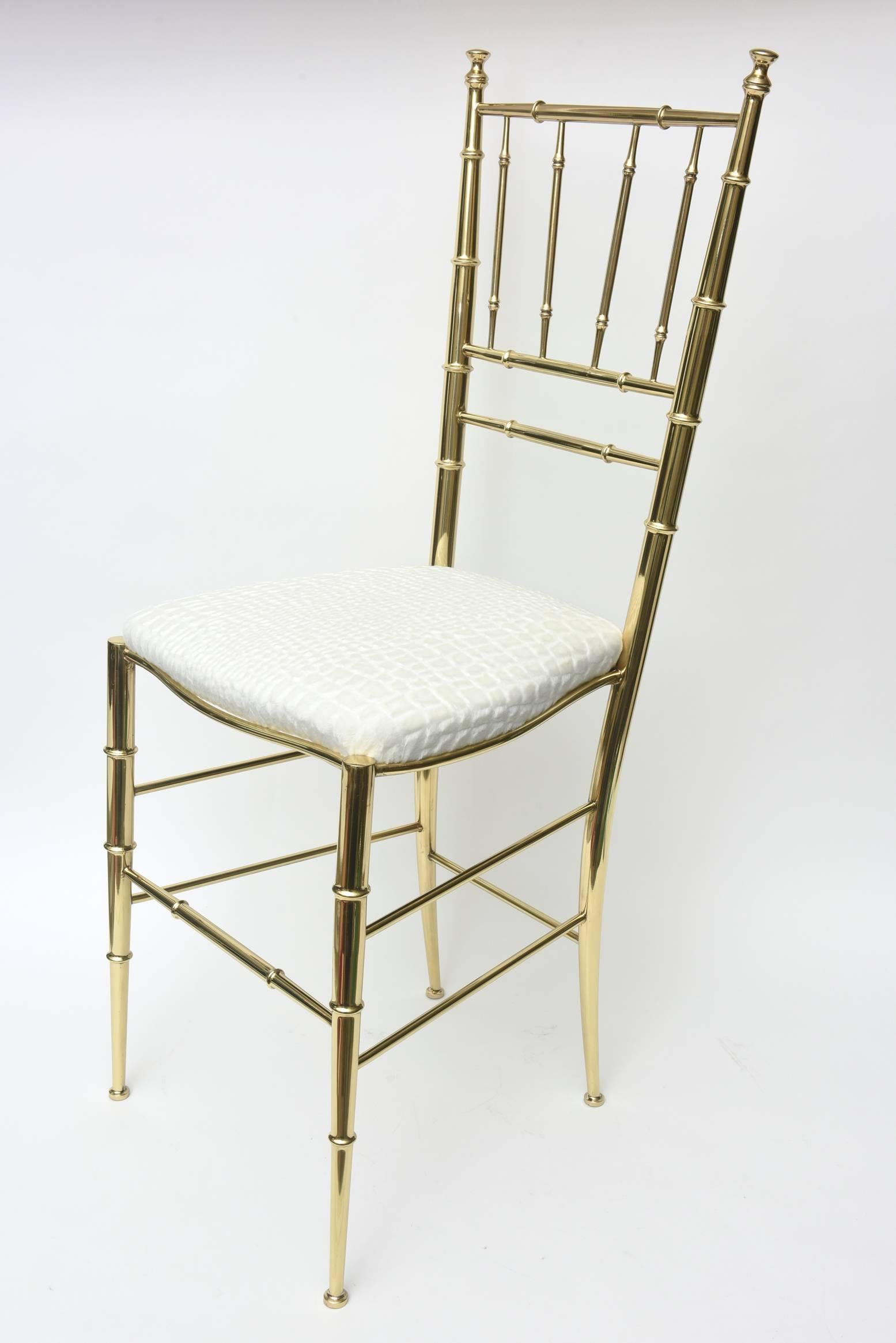 Chiavari Faux Bamboo Brass and Upholstered Side Chair Italian Mid-Century Modern In Good Condition For Sale In North Miami, FL