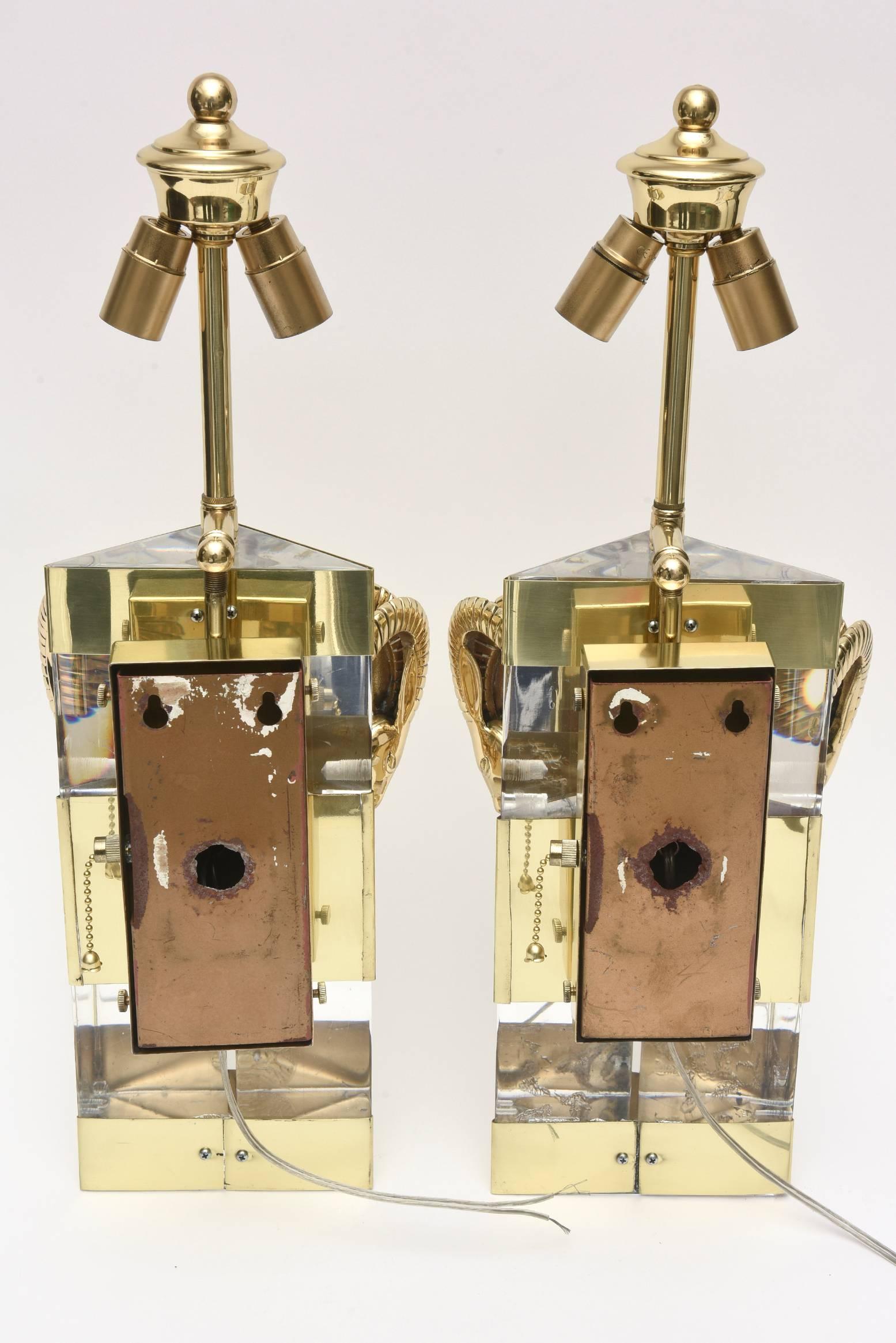 Late 20th Century Pair of Lucite and Brass Ram's Head Hollywood Regency Style Wall Sconces Vintage For Sale