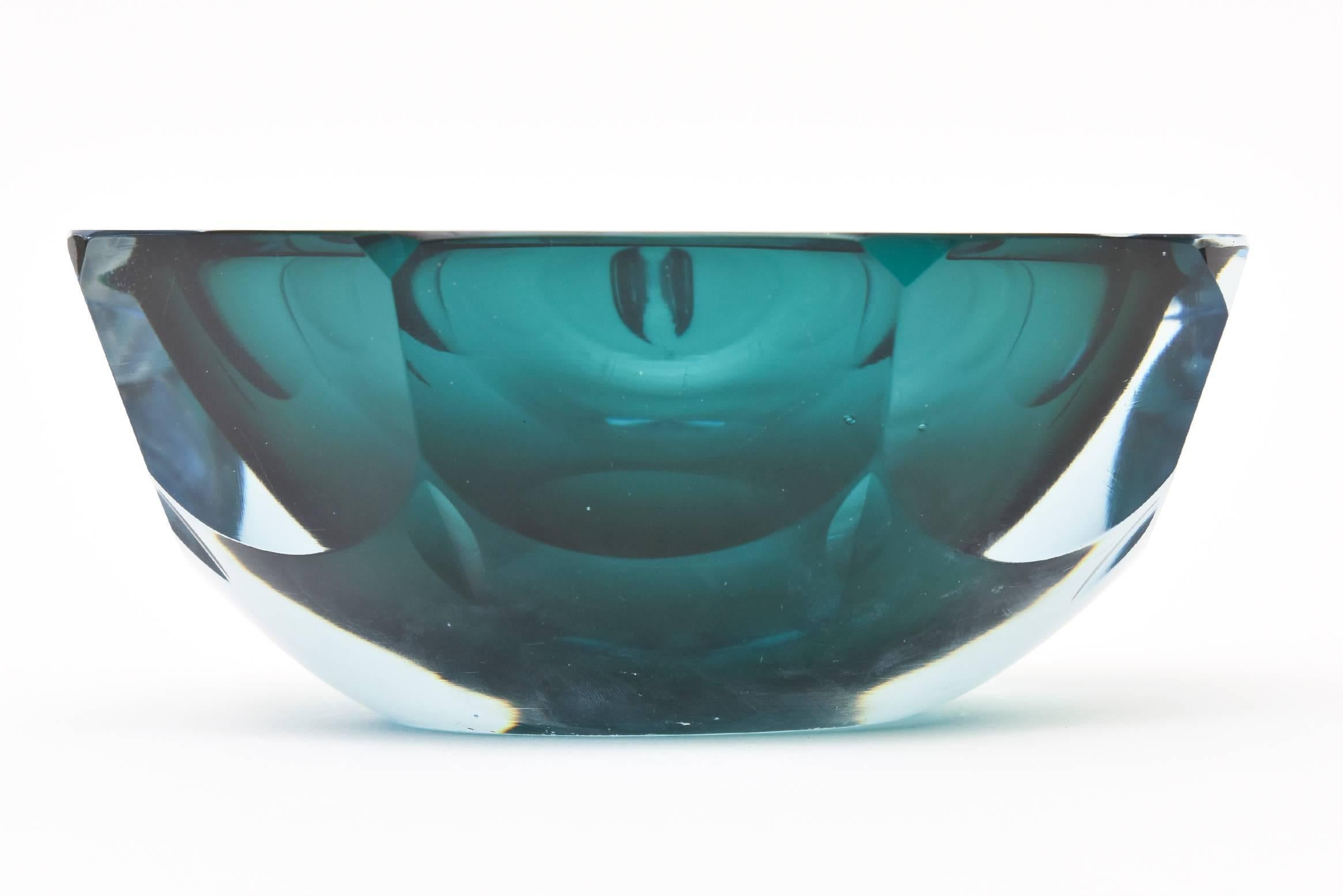 Modern Italian Murano Cenedese Faceted Sommerso Chunky Glass Bowl 