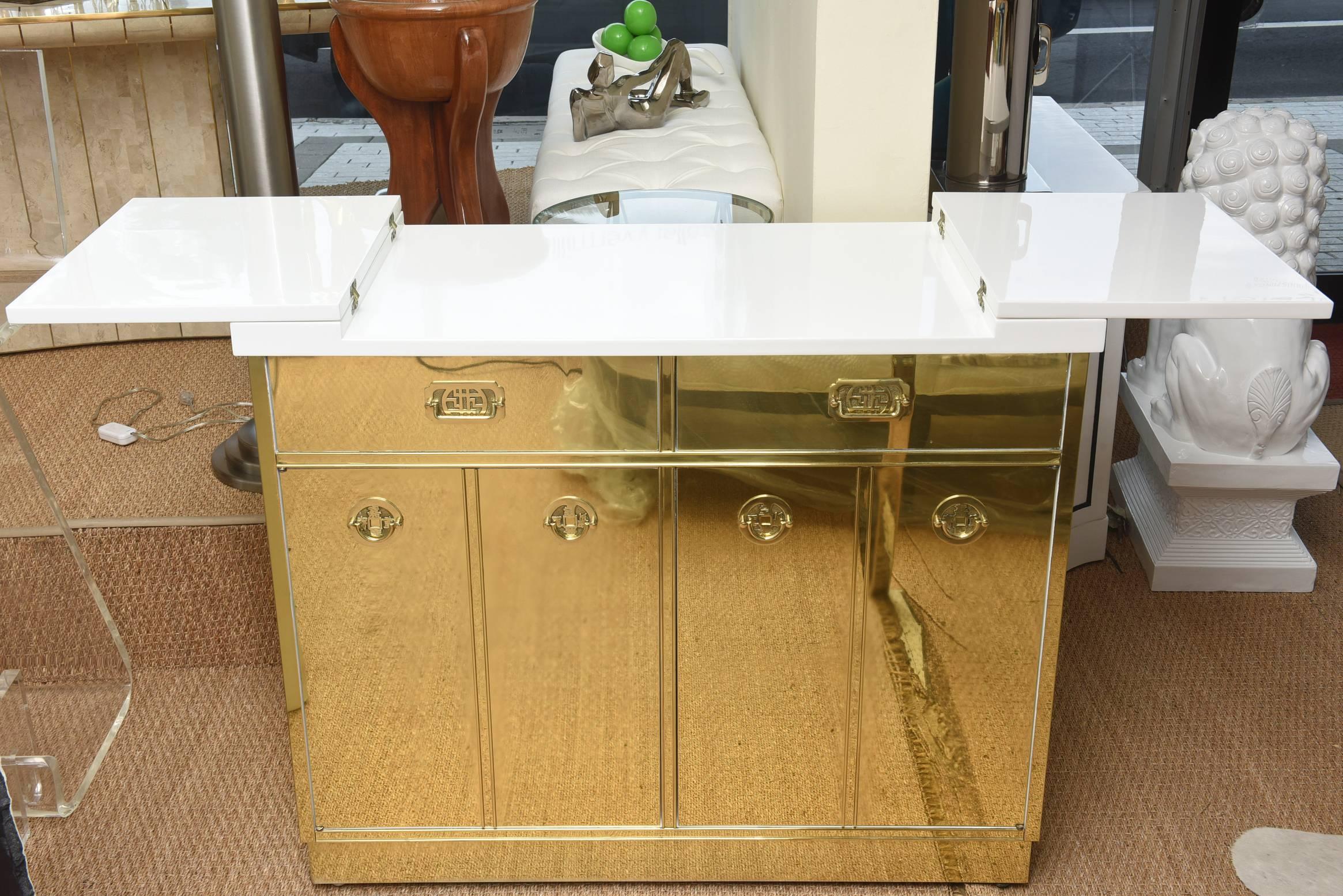 American Mastercraft Vintage Restored Brass and White Lacquered Wood Dry Bar or Cabinet For Sale