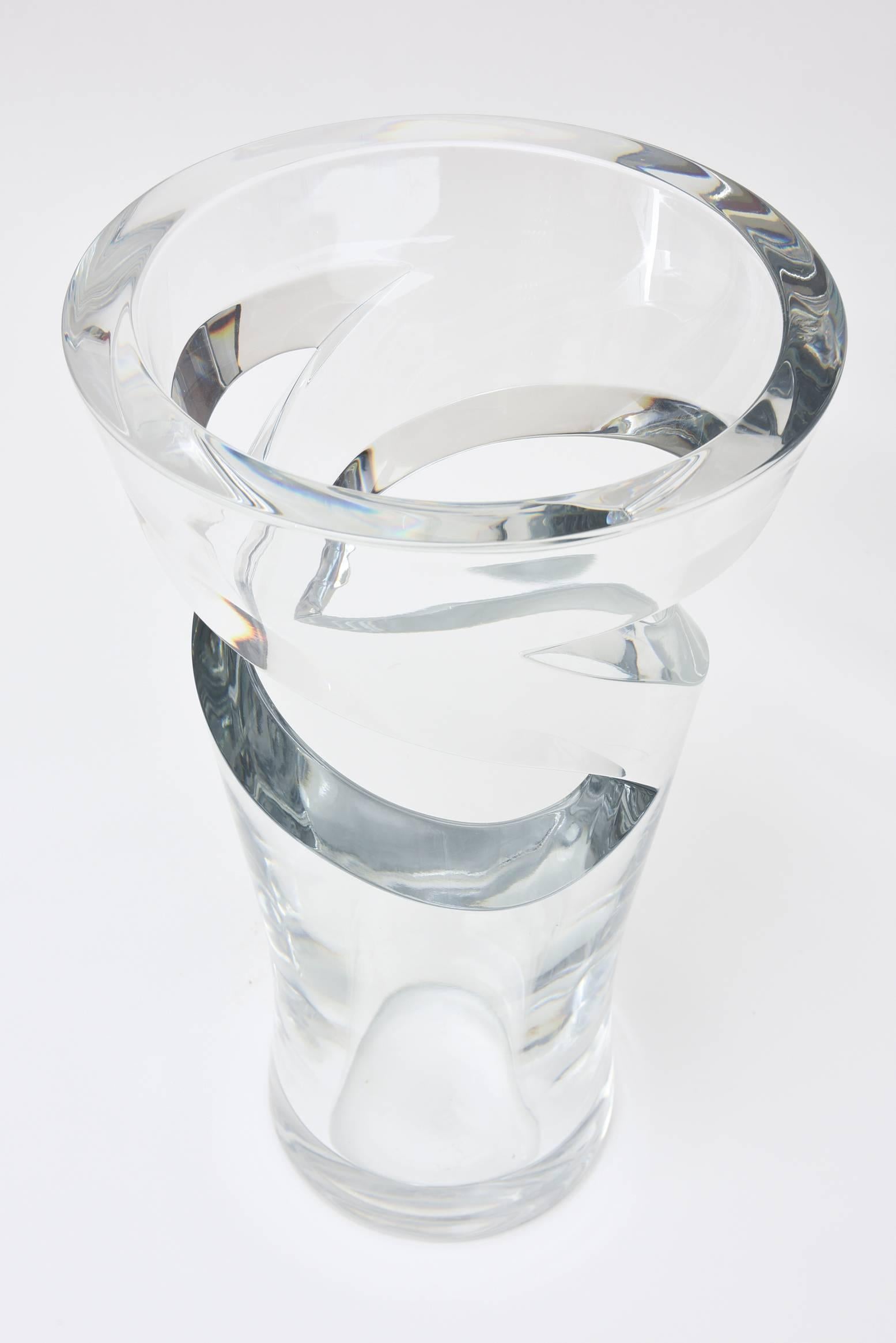 Sculptural Baccarat Monumental Crystal Modernist Vase In Excellent Condition In North Miami, FL