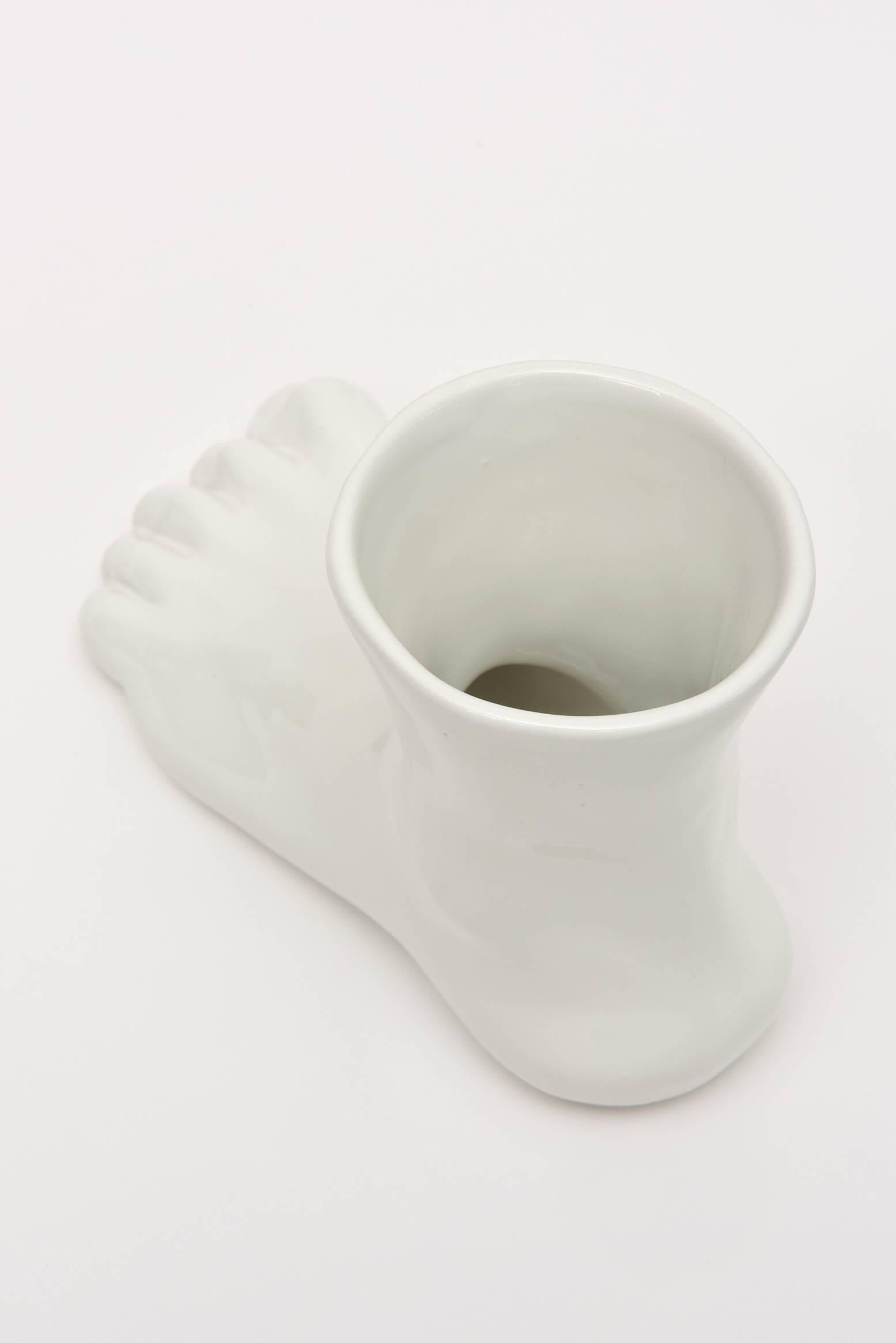 vase foot