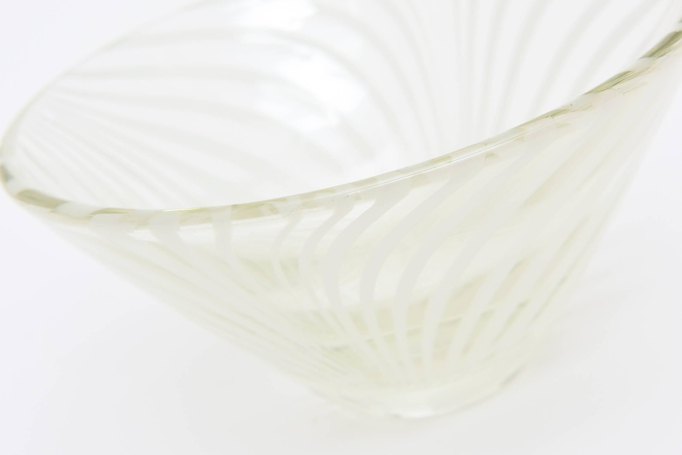 Late 20th Century Sculptural Optical Swirled Swedish Glass Bowl For Sale