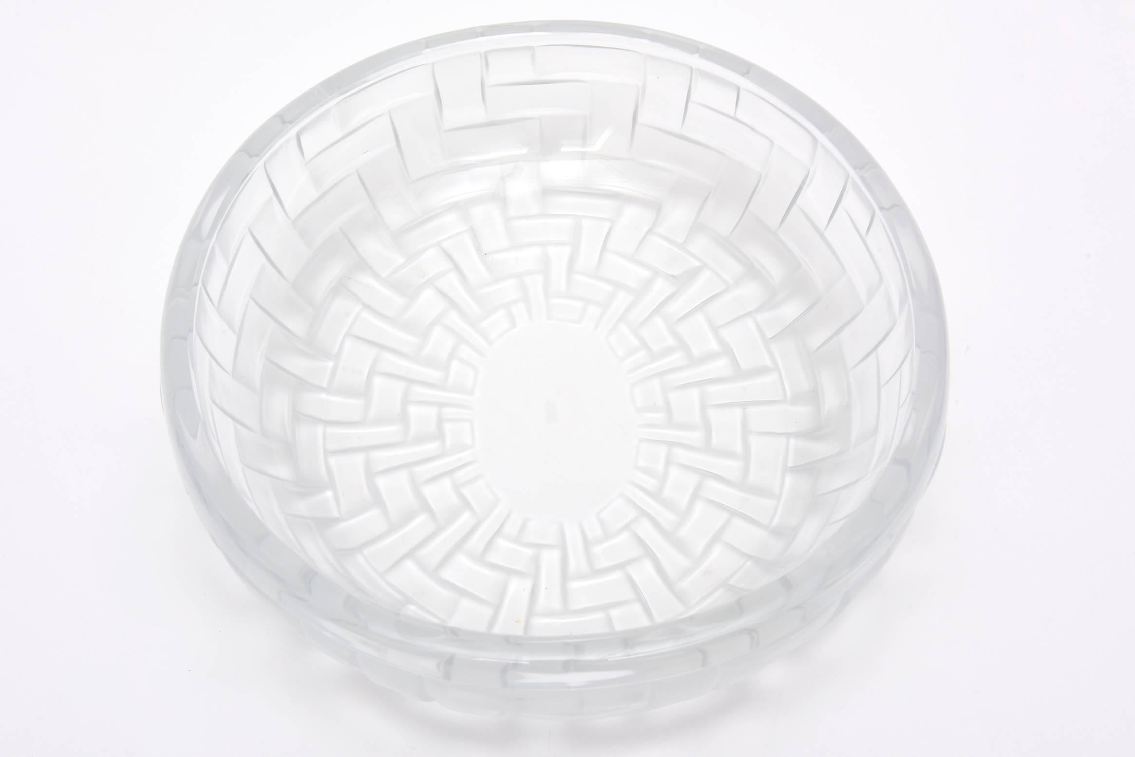 Signed Lalique Modernist Oval Crystal Abstract Glass Serving Bowl 1