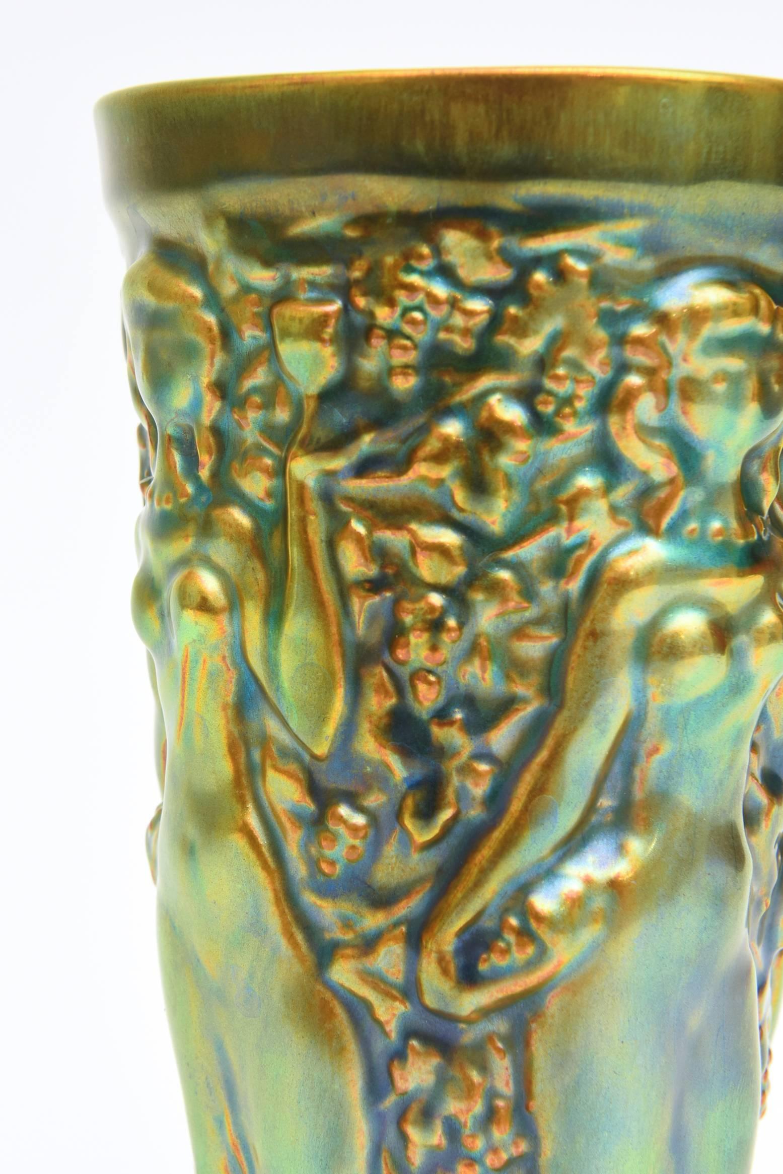 Zsolnay Vintage Glazed Green, Brown and Turquoise Nude Relief Ceramic Vase en vente 1