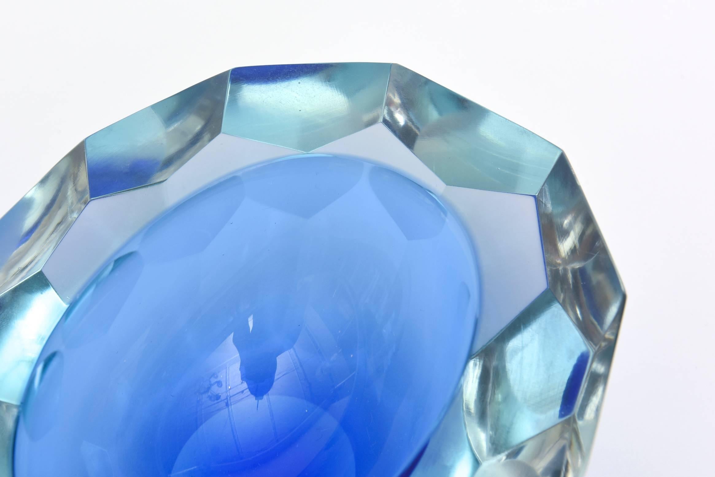Modern Italian Murano Sommerso Diamond Faceted Flat Cut Polished Glass Geode Bowl
