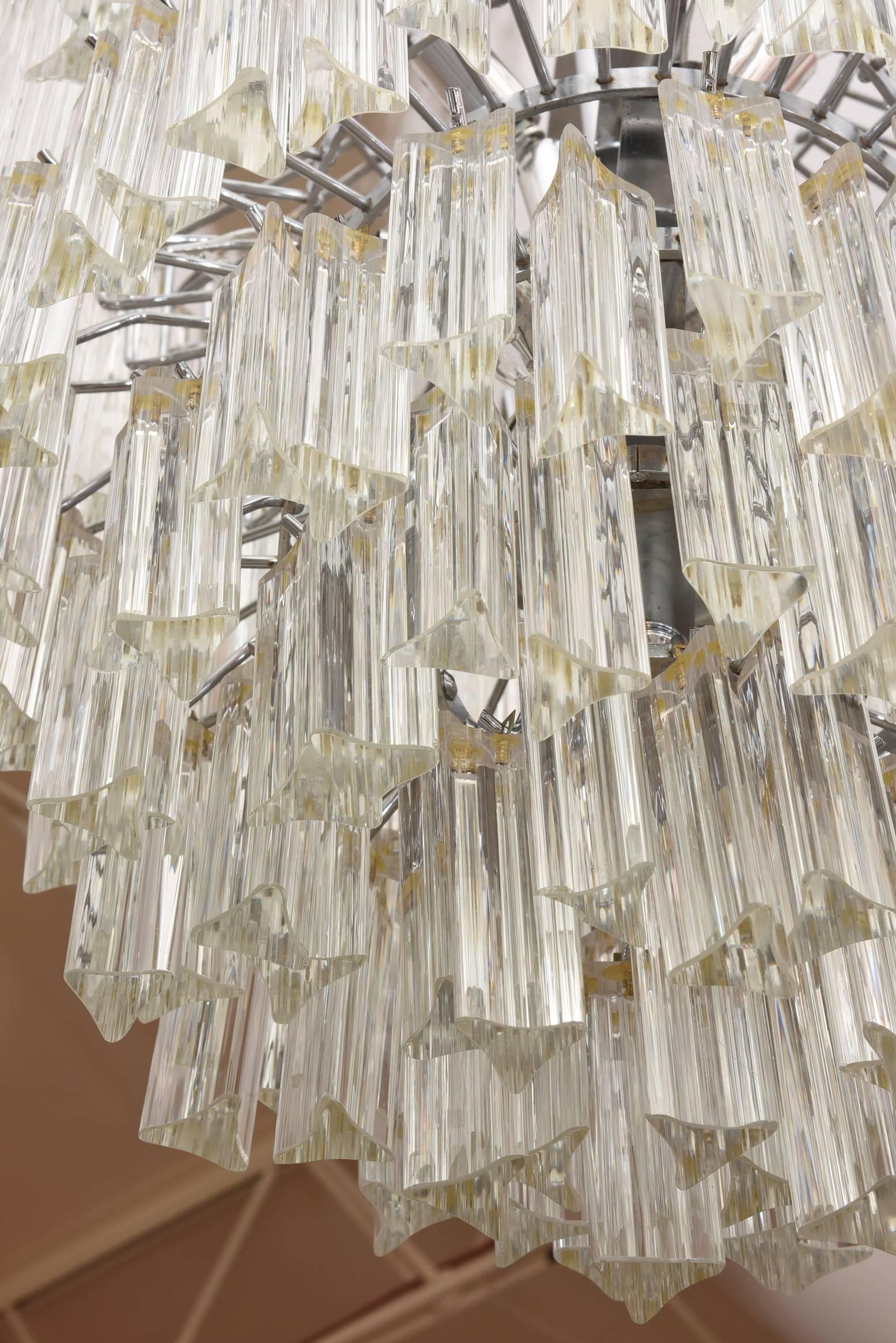 Murano Venini Cascading Glass Prism Chandelier Vintage im Zustand „Gut“ im Angebot in North Miami, FL