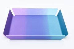 Neal Fray per Opening Ceremony Vassoio in alluminio anodizzato viola turchese Barware