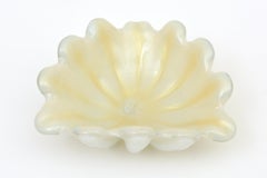 Murano Barovier e Toso Opalescent Glass Shell Clam Bowl, Gold Aventurine, 1950's
