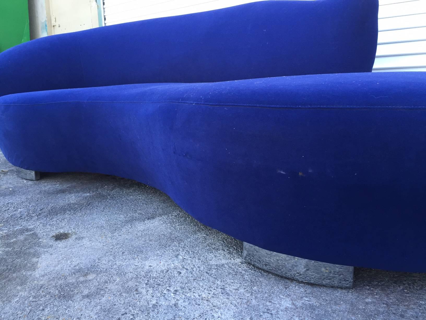 Wonderful sofa designed by American icon Vladimir Kagan for Preview Furniture in the 1980s in free-form design, original indigo blue ultrasuede.

Expert re-upholstery available @ additional cost (provide your own fabric).

This item is currently