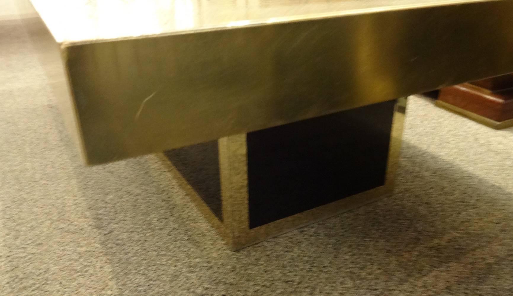 Two-Piece Cocktail Table in Etched Brass and Agate by Elias Segura Pasqual For Sale 1