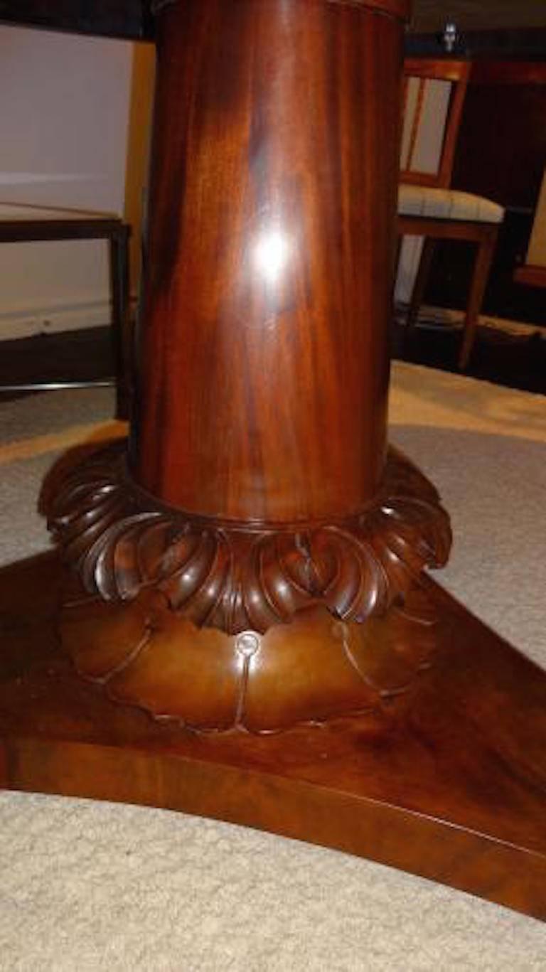 Dutch Mid-19th Century Breakfast or Center Pedestal Table in Mahogany by Antique For Sale