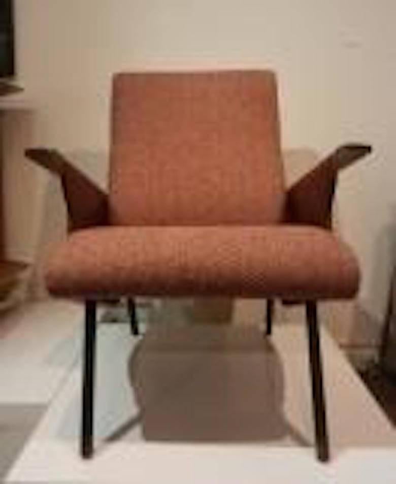 Italian Osvaldo Borsani, Rare Single Mid-Century Club Chair, Model D72 For Sale