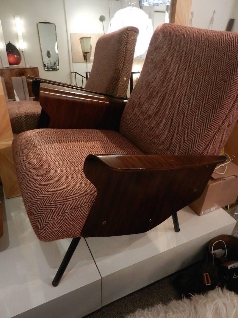 Osvaldo Borsani, Rare Single Mid-Century Club Chair, Model D72 For Sale 2