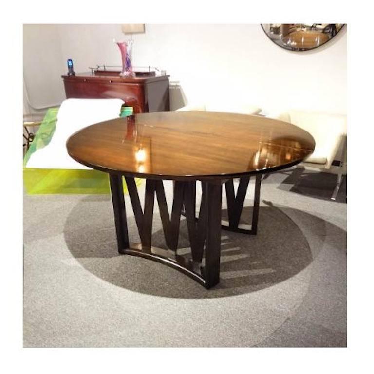 American Paul Frankl Round Mid-Century Dining Table in Mahogany with Leaves circa 1960 For Sale