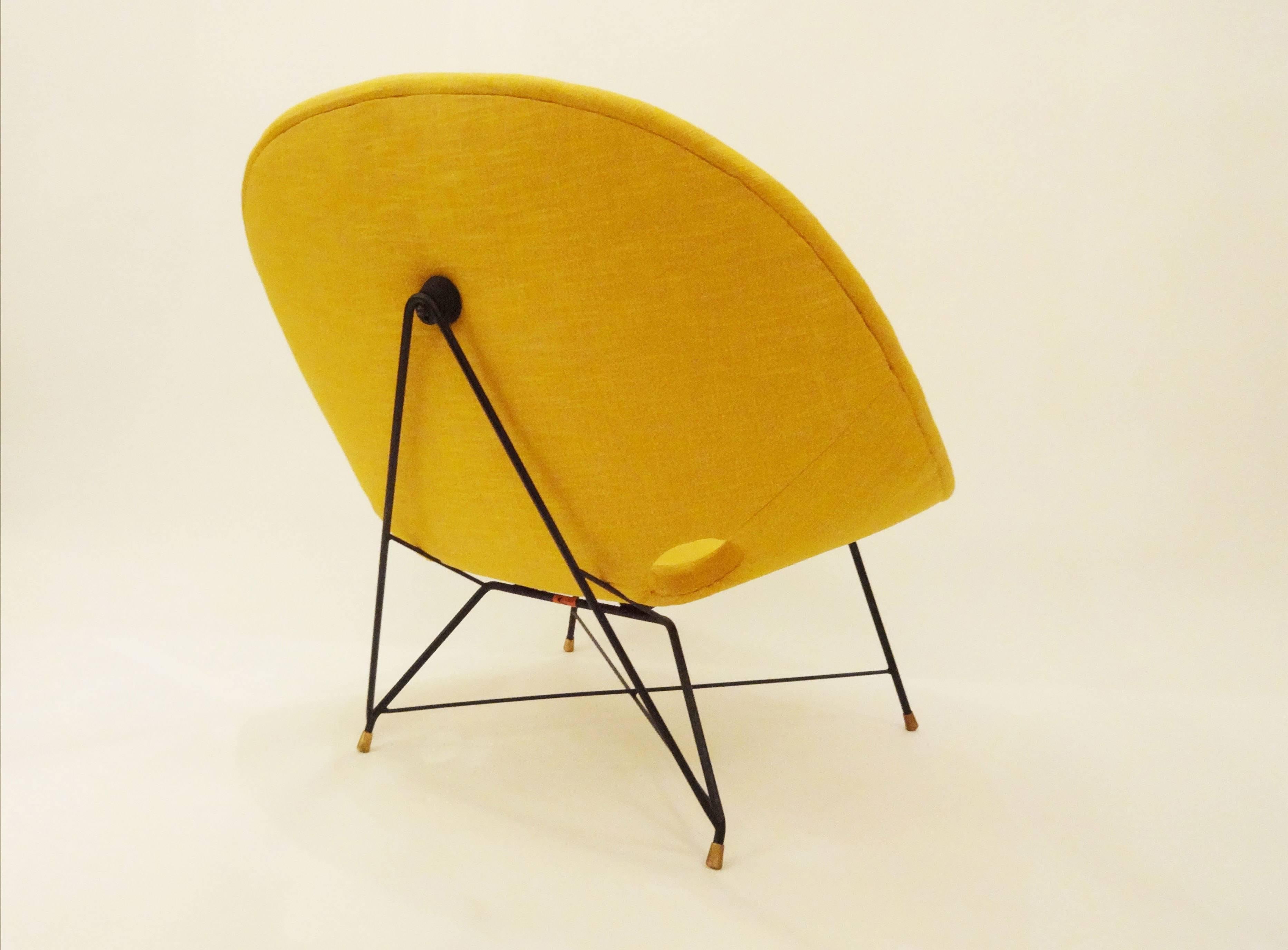 Steel Pair of Mid-Century Modernist Lounge Chairs by Augusto Bozzi for Saporiti