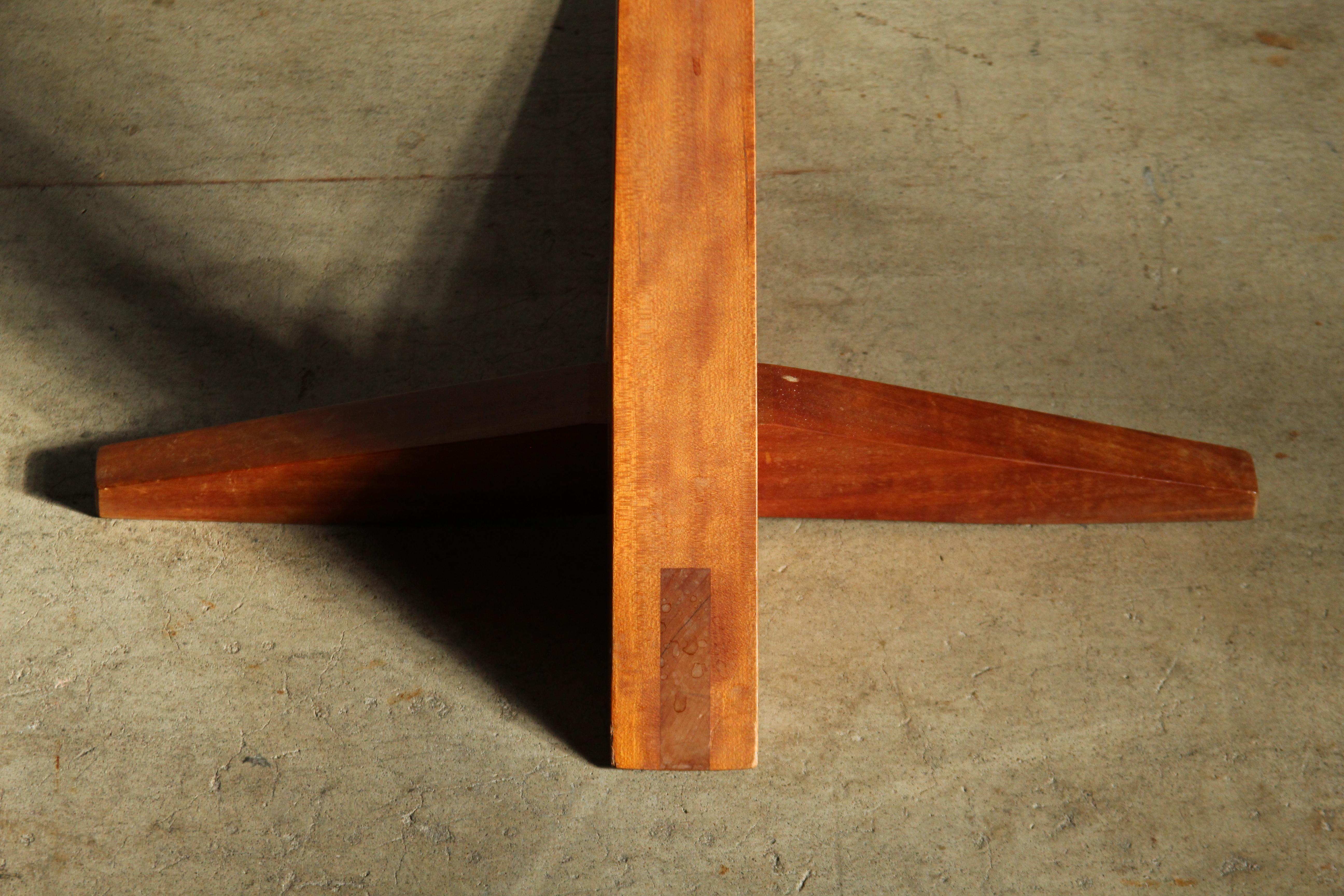 Thomas Moser Vintage Cherry Cantilevered Studio Crafted End Tables, 2000s For Sale 4