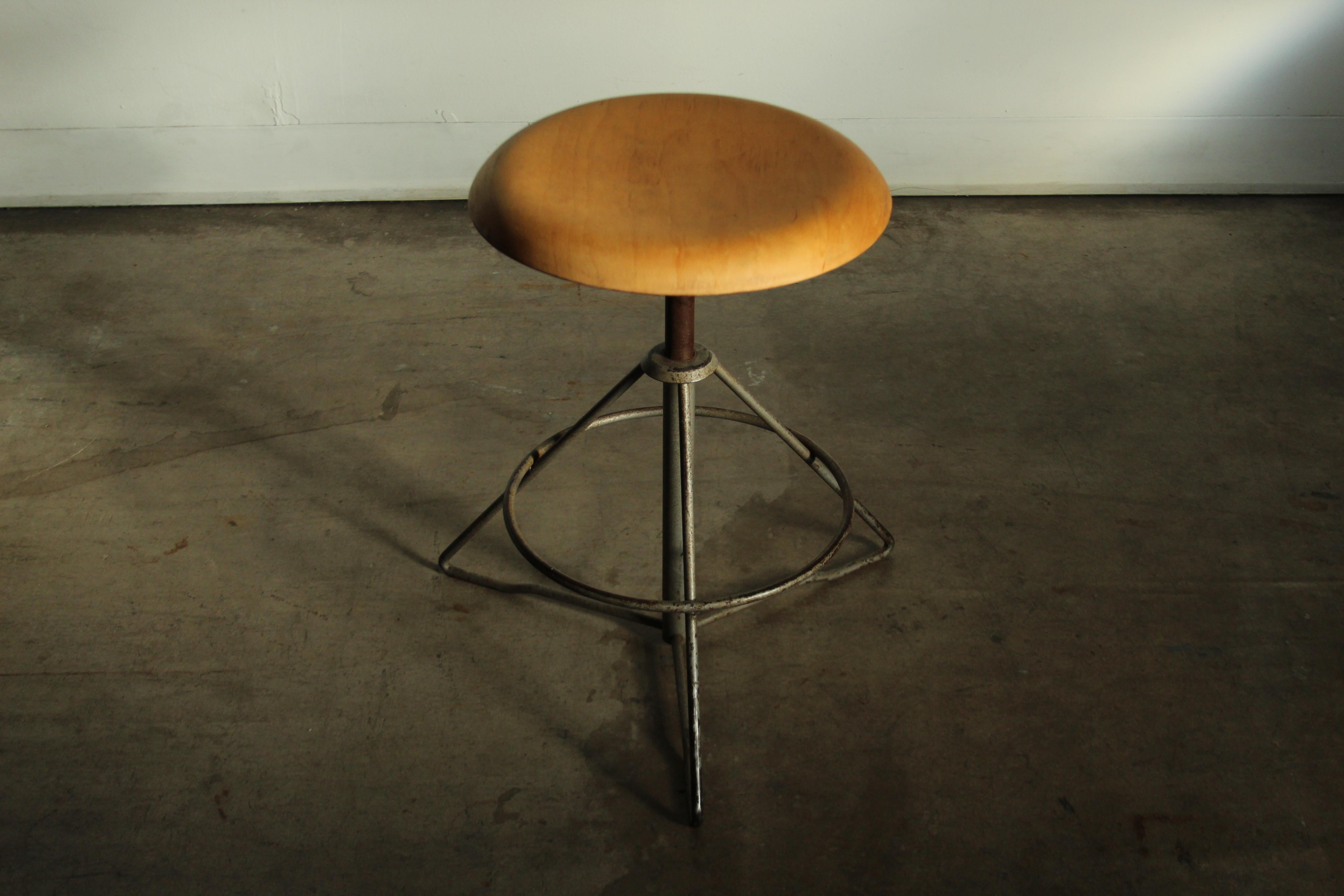 Suédois Tabouret pivotant 