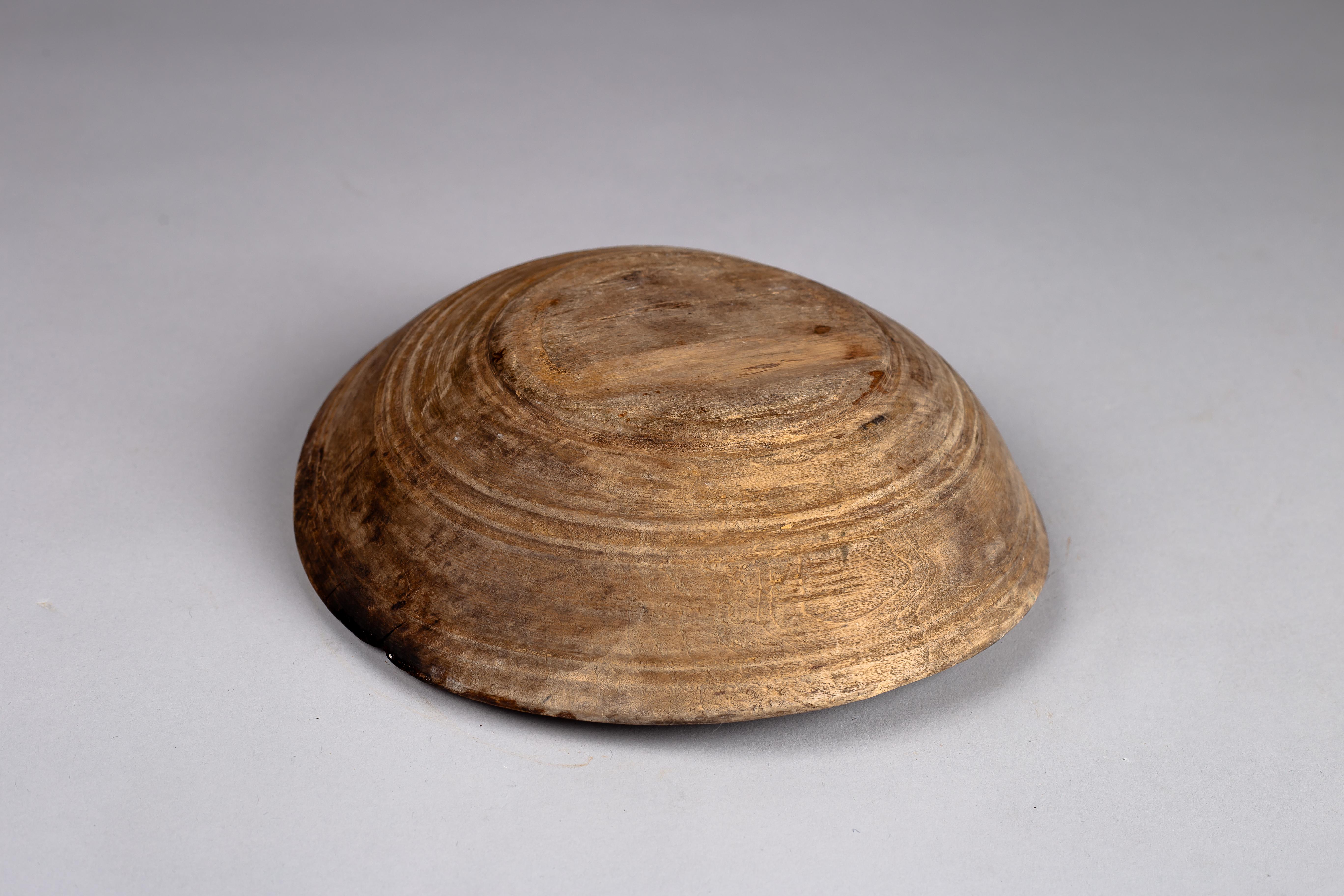 Ciotola folkloristica in legno finlandese del XIX secolo in vendita 2