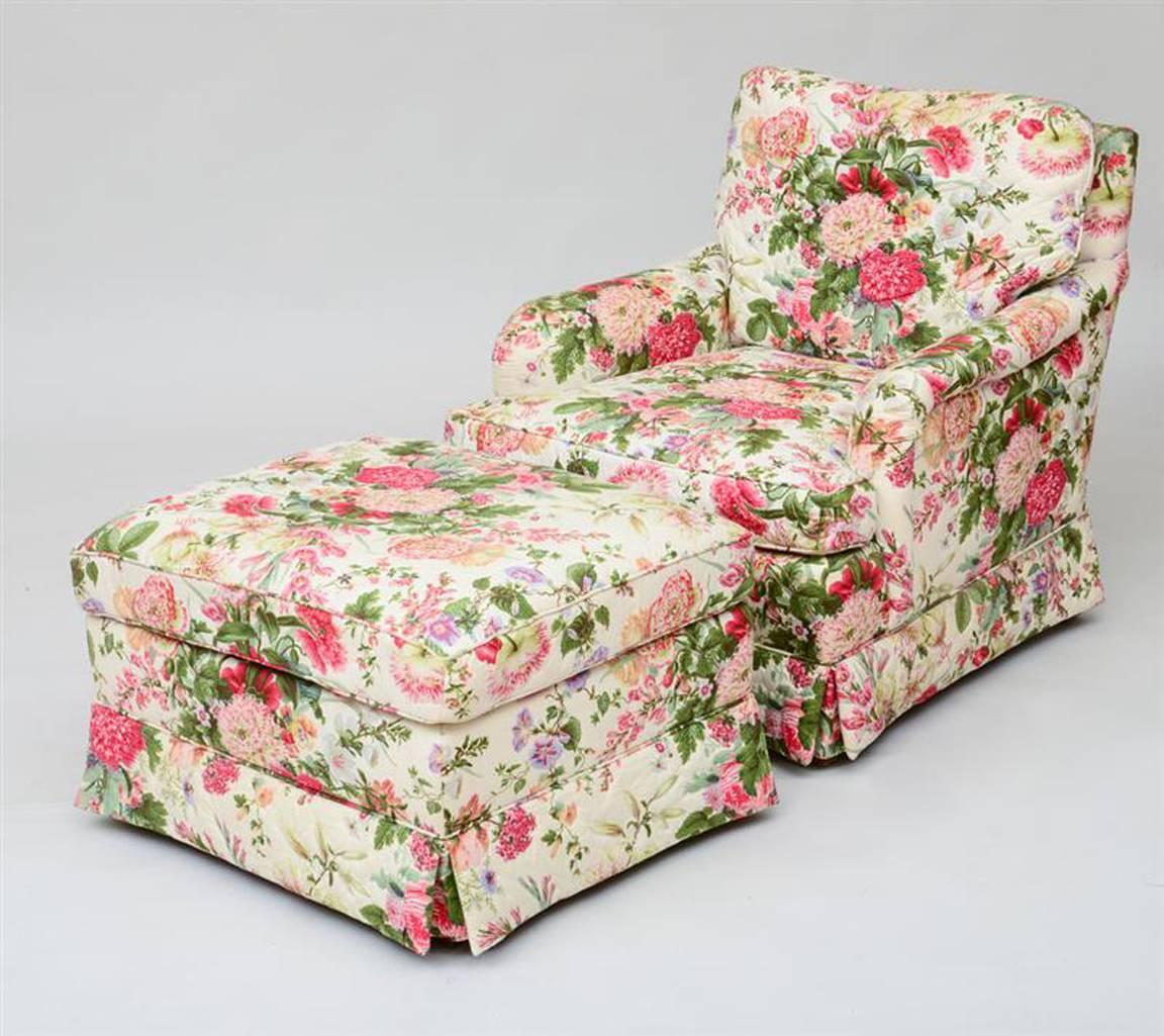 Pair of armchairs with ottomans upholstered in Mon Jardin Chintz pattern by Brunschwig & Fils, late 20th century. Chairs are 32