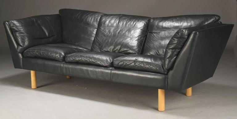 Danish 1970s-Early 1980s Black Leather Sofa by Henning Jensen at 1stDibs | henning  jensen sofa, jensen leather sofa, jensen 1980