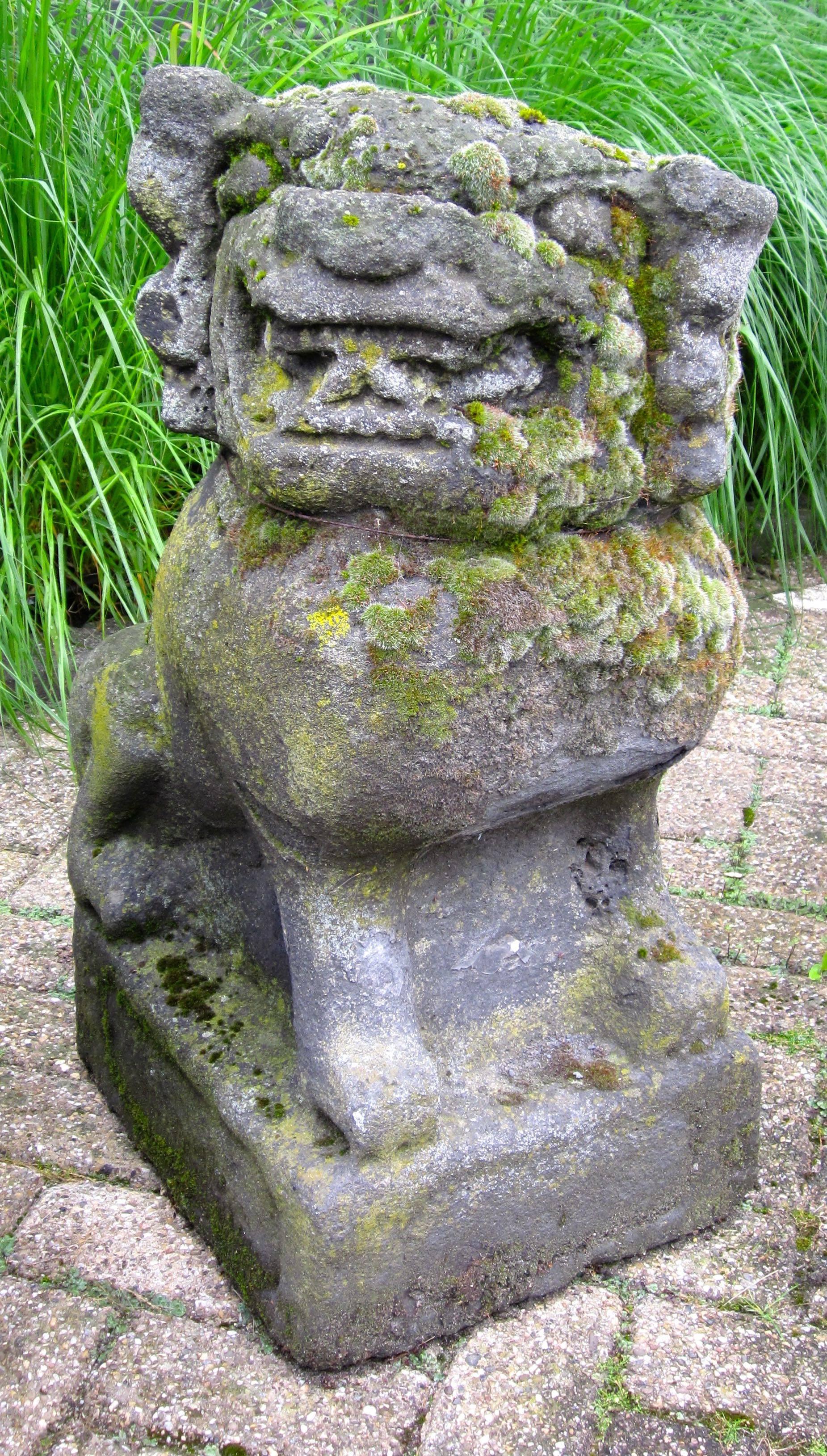 Pair of 19th Century Chinese Stone Foo Dogs 1