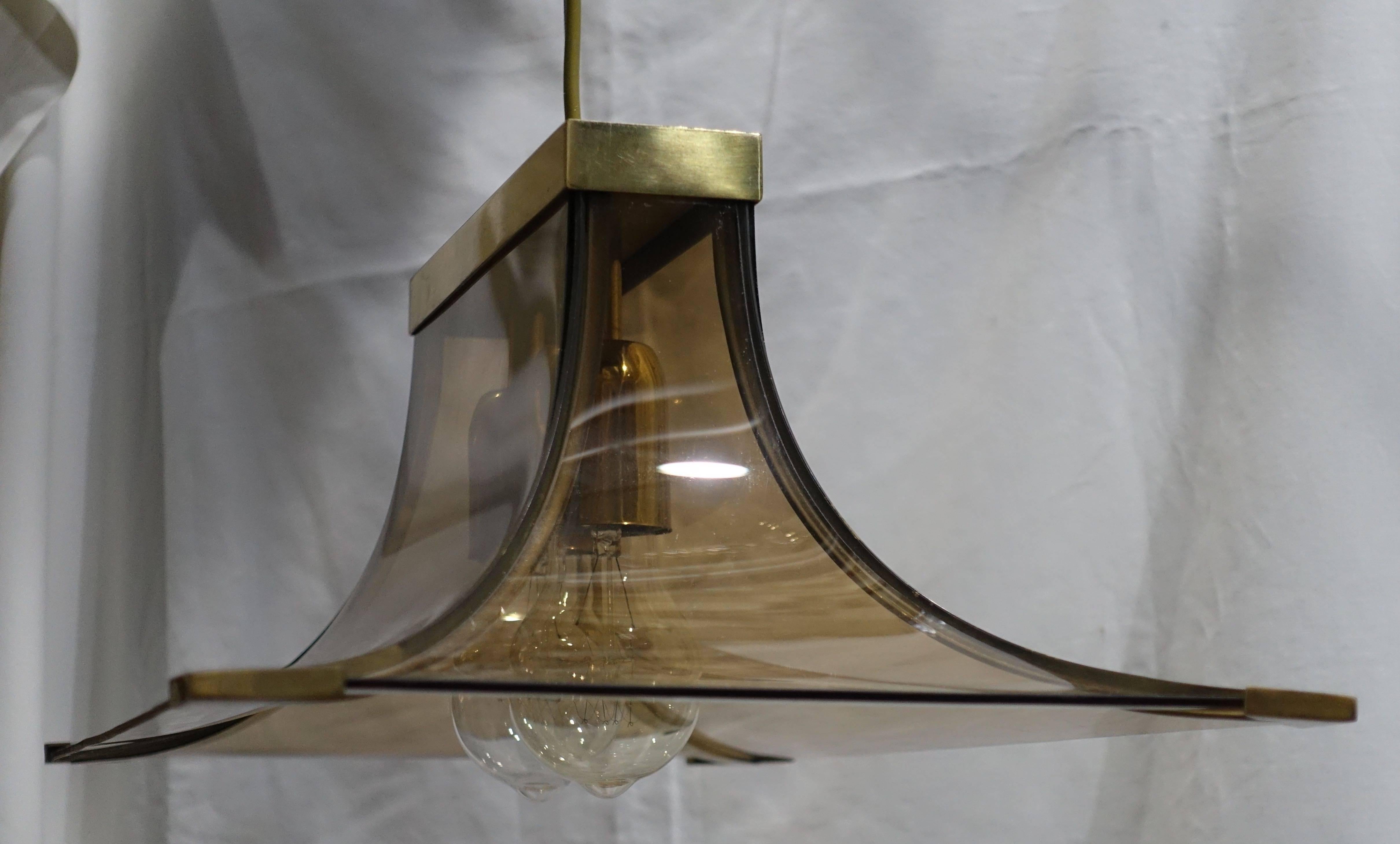 Smoked Taupe Curved Glass and Brass Rectangular Chandelier, Italy, 1970s For Sale 1