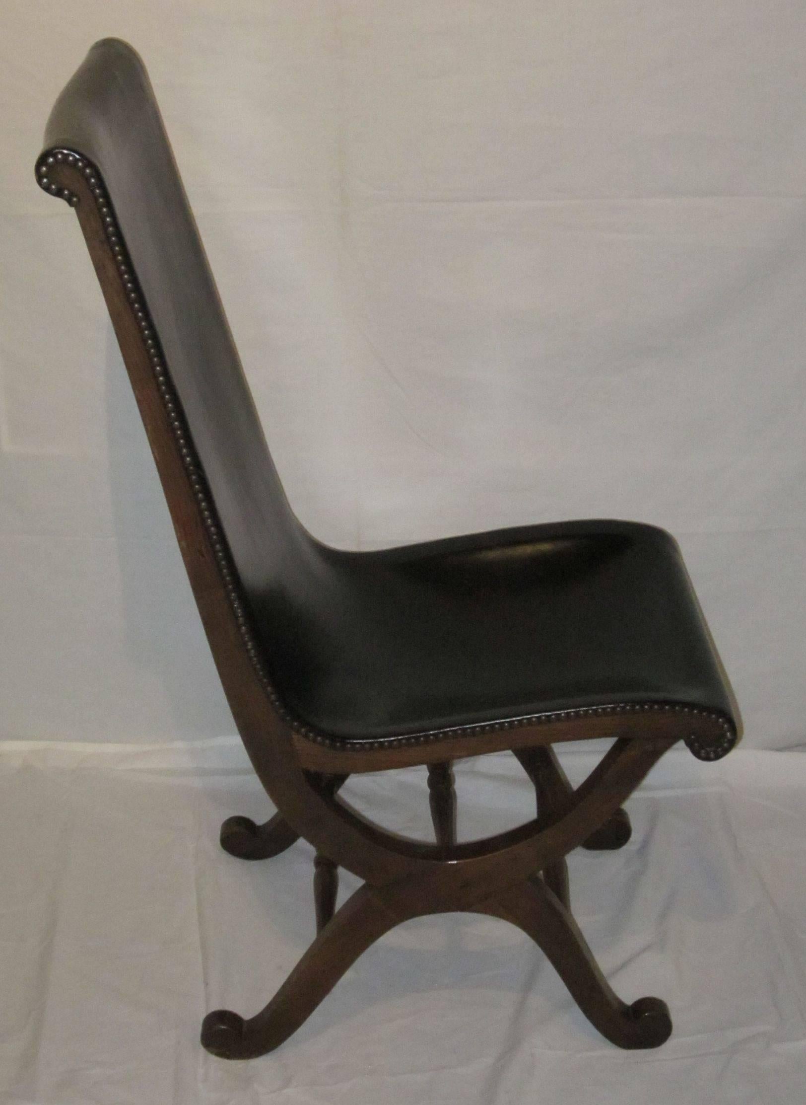 1940s Valenti Set of Six Black Leather Dining Chairs, Spain In Excellent Condition In New York, NY