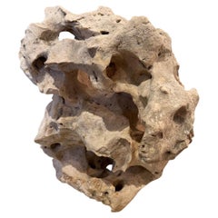 Escultura prehistórica de piedra beige, Indonesia