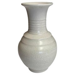 Contemporary Off White Crackle Glaze Vase, Ribbed Neck, China, 4.5"