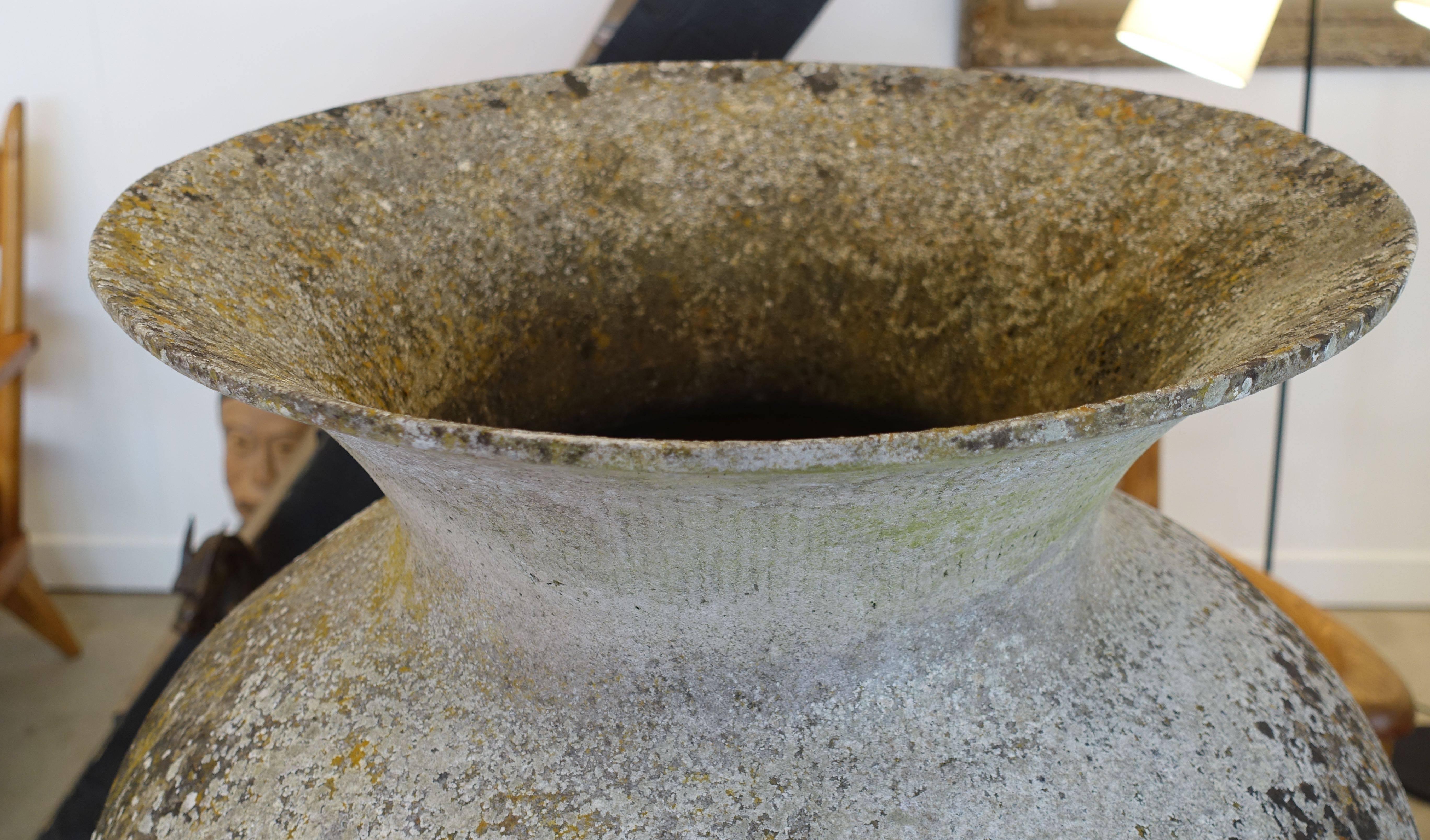 Mid-Century French large classic shaped composition stone urn.
Natural patina resultant of embedded lichen and moss.