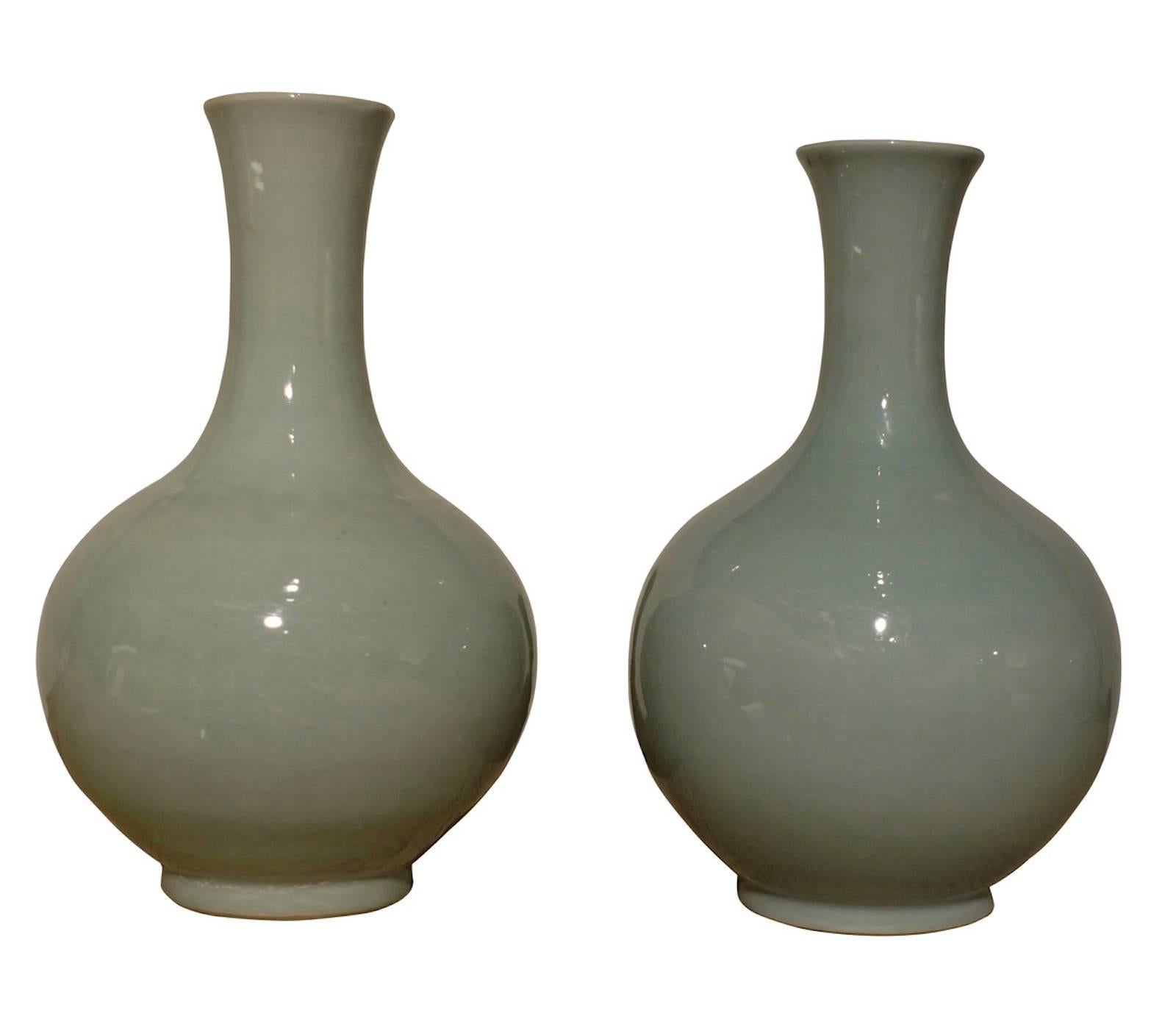 Pale Turquoise Vase Collection, China, Contemporary In Excellent Condition In New York, NY