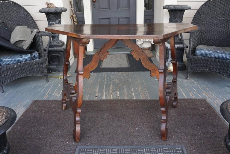 Carved Very Fine Pair of 18th Century Italian Walnut Baroque Consoles For Sale