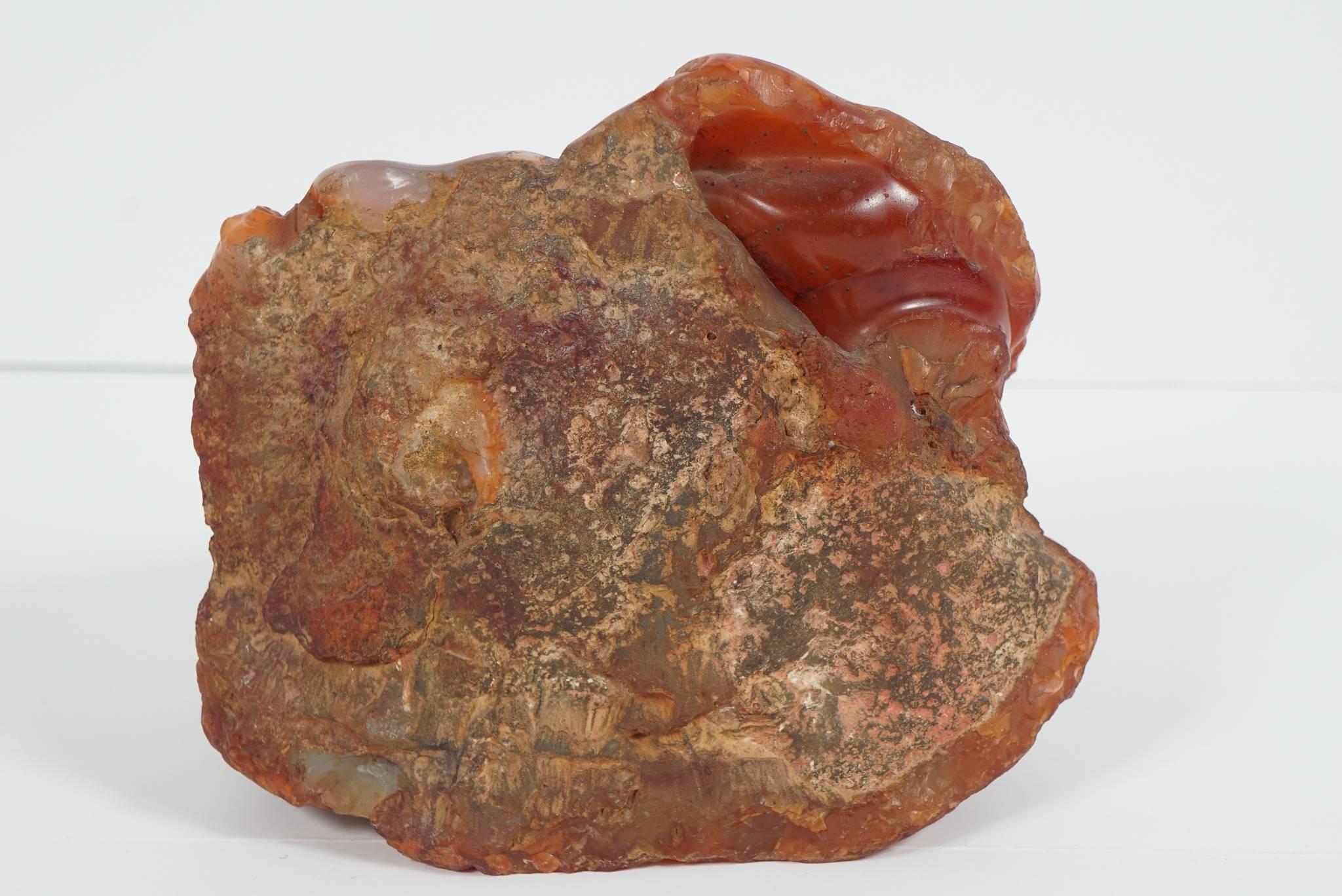 19th Century Chinese Natural Agate Bolder Carved with Frogs 2
